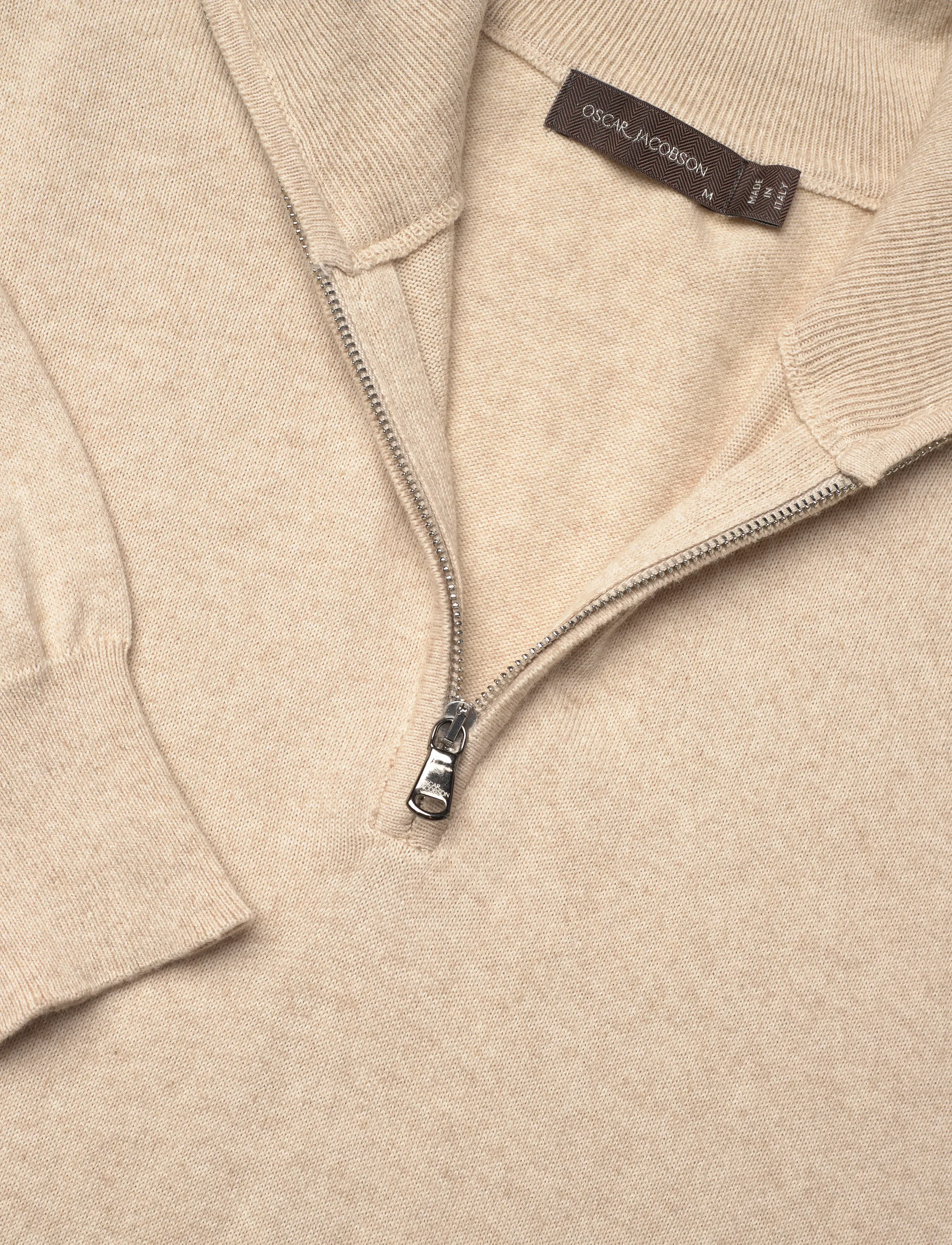 Oscar Jacobson - Pat Half Zip - half zip jumpers - light camel beige - 2