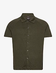 Oscar Jacobson - Albin reg shirt S-S - basic skjorter - green cervo - 0