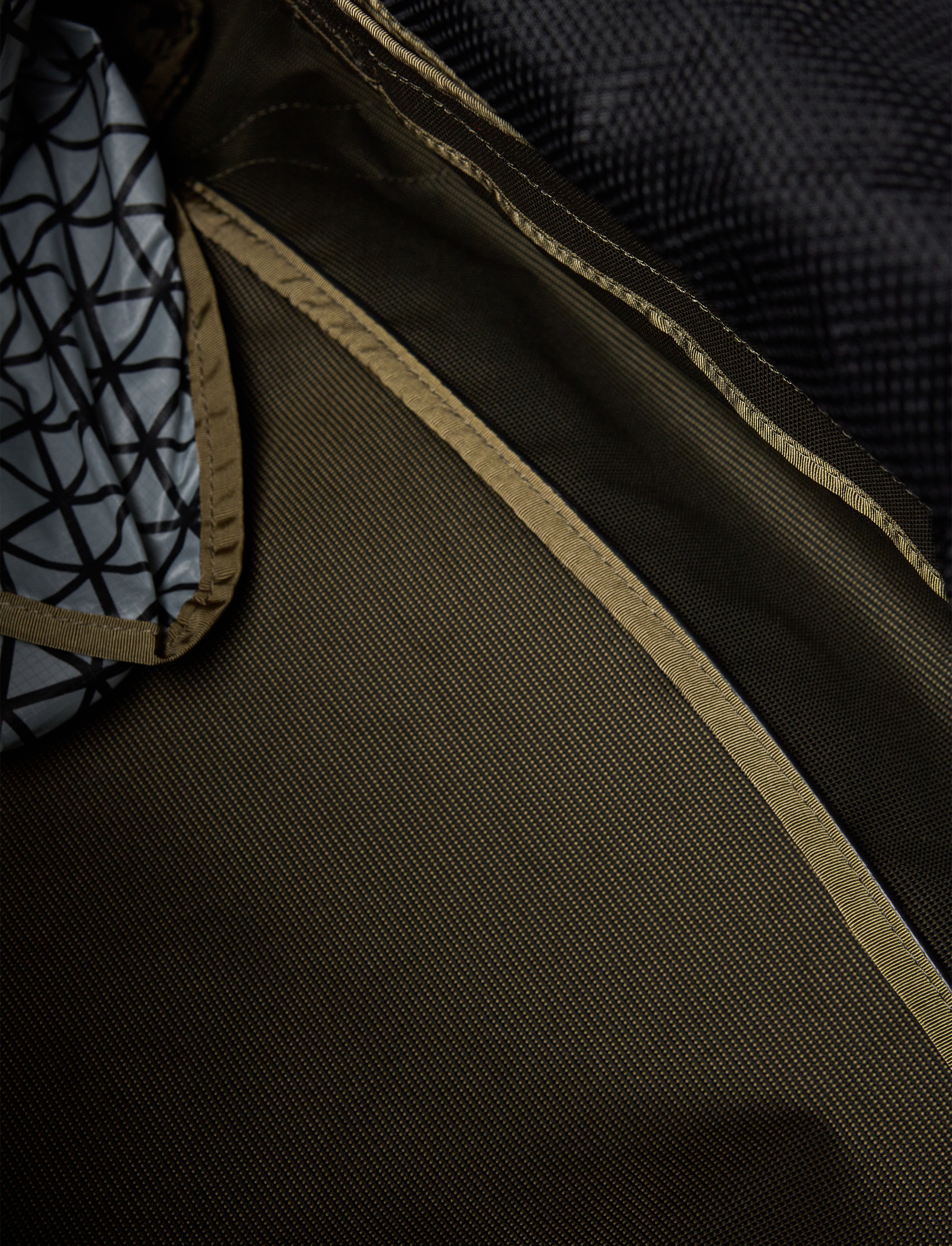 Outdoor Research - CARRYOUT DUFFEL 80L - loden - 4