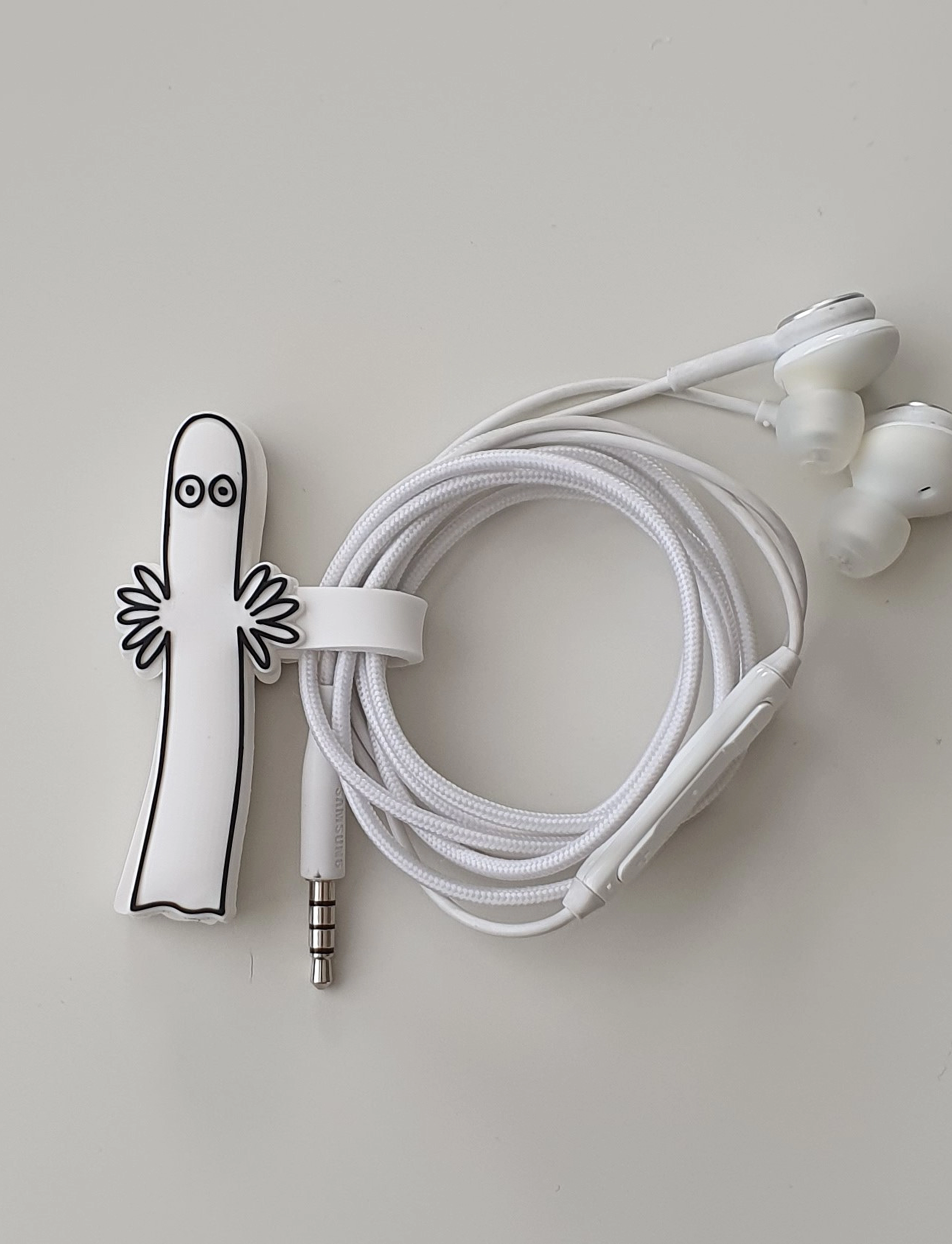 Anglo Nordic - Moomin cable holder Hattifatteners - white - 1