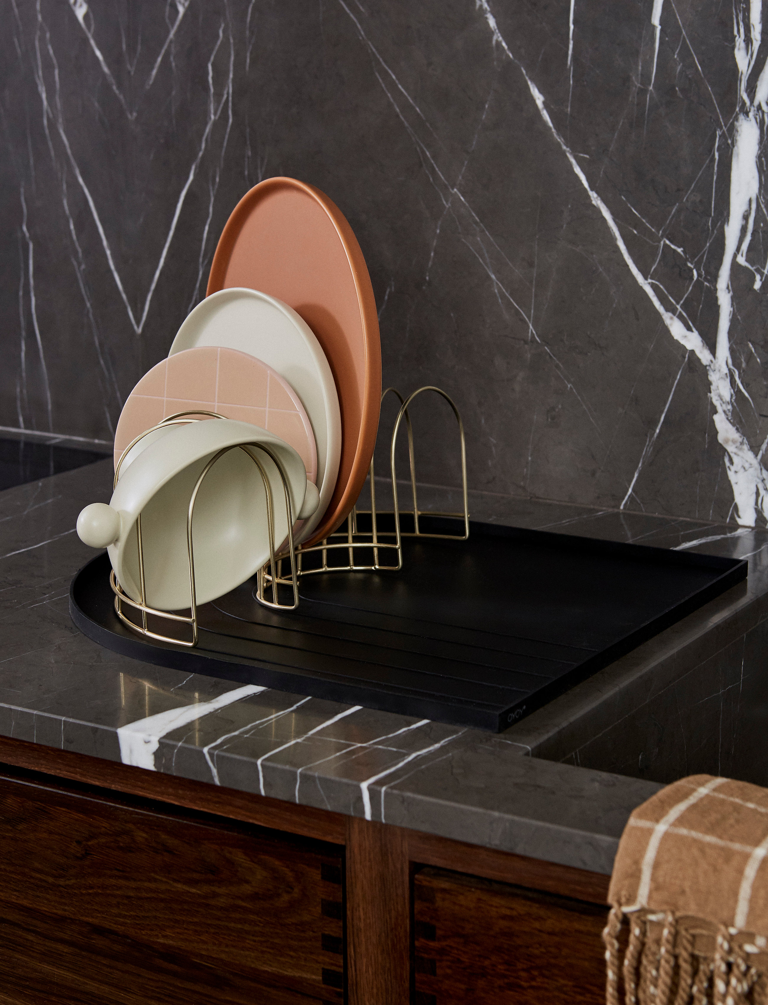 OYOY Living Design Dish Tray, 40X36X2 cm x 40, Dishes, Schwarz - Rack, Homeware