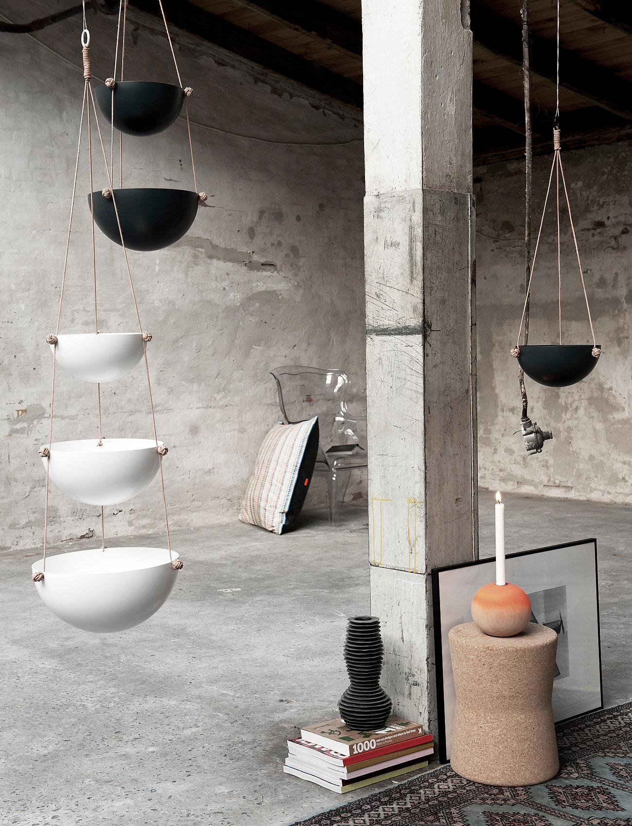 OYOY Living Design - Pif Paf Puf Hanging Storage - 1 Bowl, Small - frugtskåle - dark grey - 1