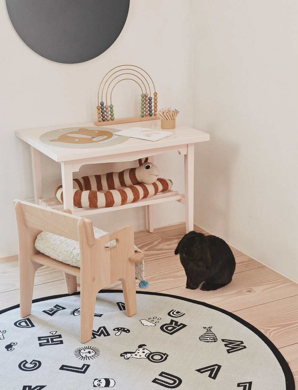 OYOY Living Design - The Alphabet Rug - runde tæpper - light grey - 0