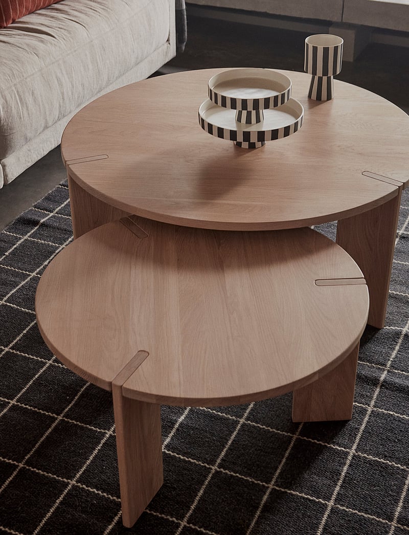 OYOY Living Design - Toppu Tray - koogitaldrikud - white / black - 0