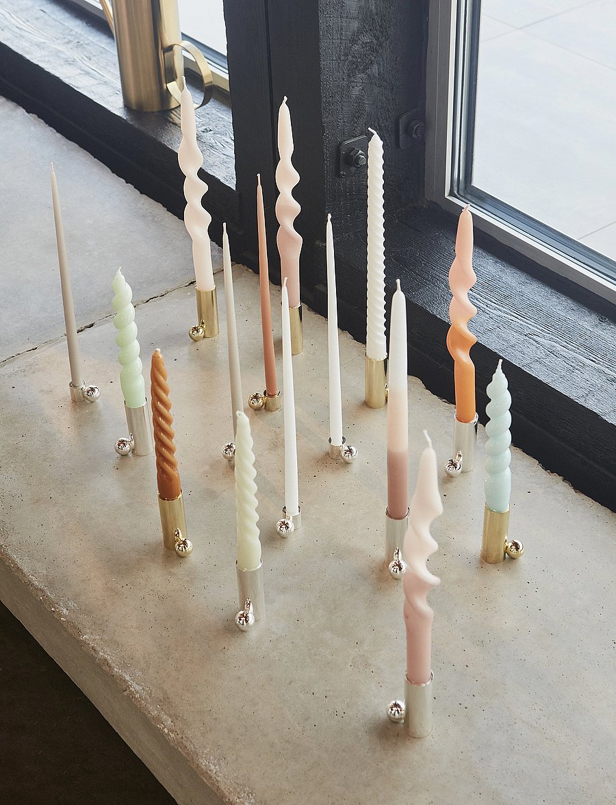 OYOY Living Design - Palloa Candleholder High - küünlajalad - brass - 2