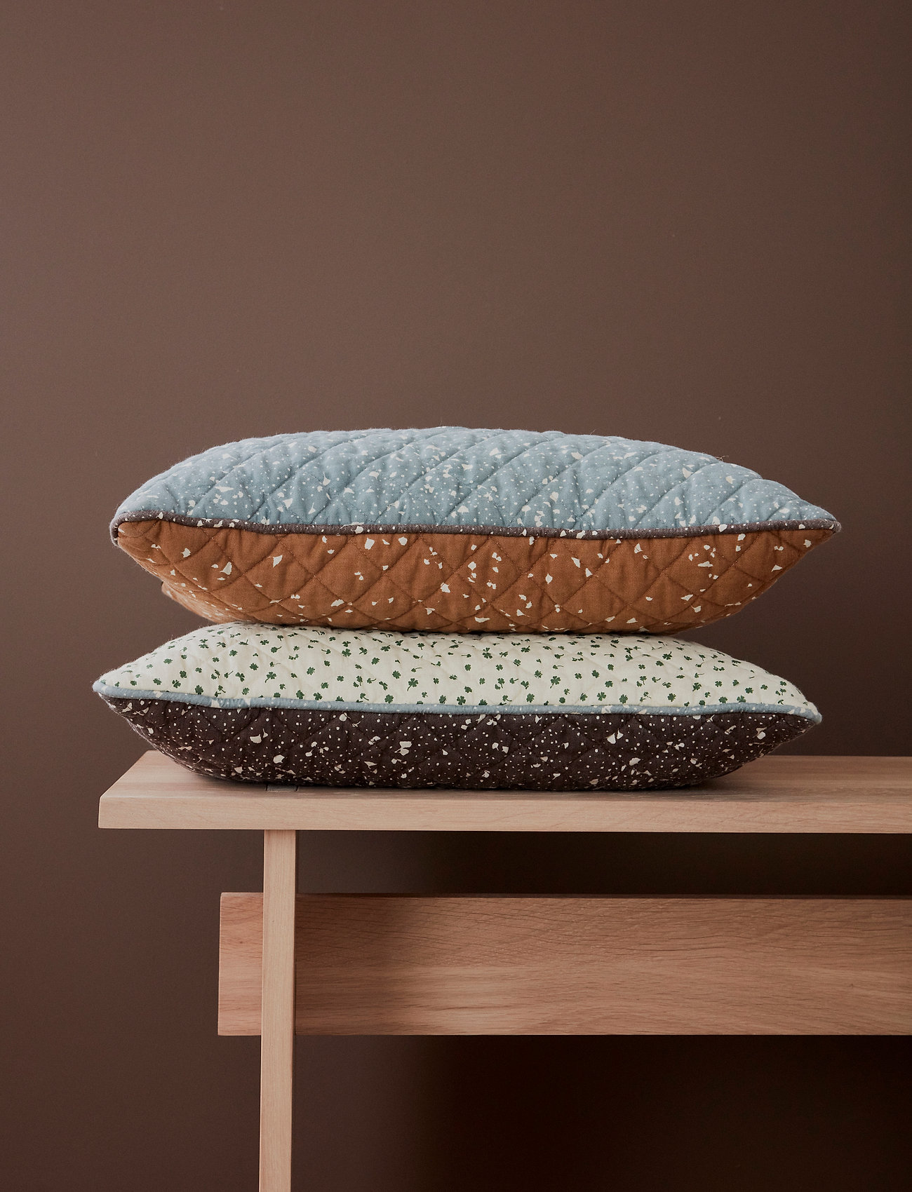 OYOY Living Design - Quilted Aya cushion - kussens - brown / offwhite - 1