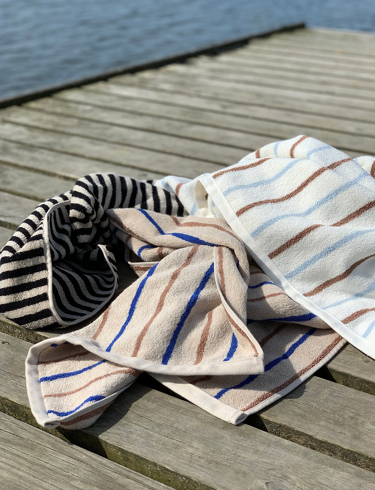 OYOY Living Design - Raita Towel - 70x140 cm - håndklær & badelaken - optic blue - 1