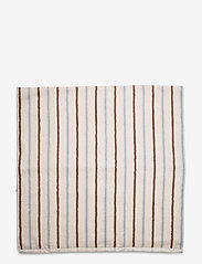 OYOY Living Design - Raita Towel - 70x140 cm - rankų ir vonios rankšluosčiai - ice blue - 1