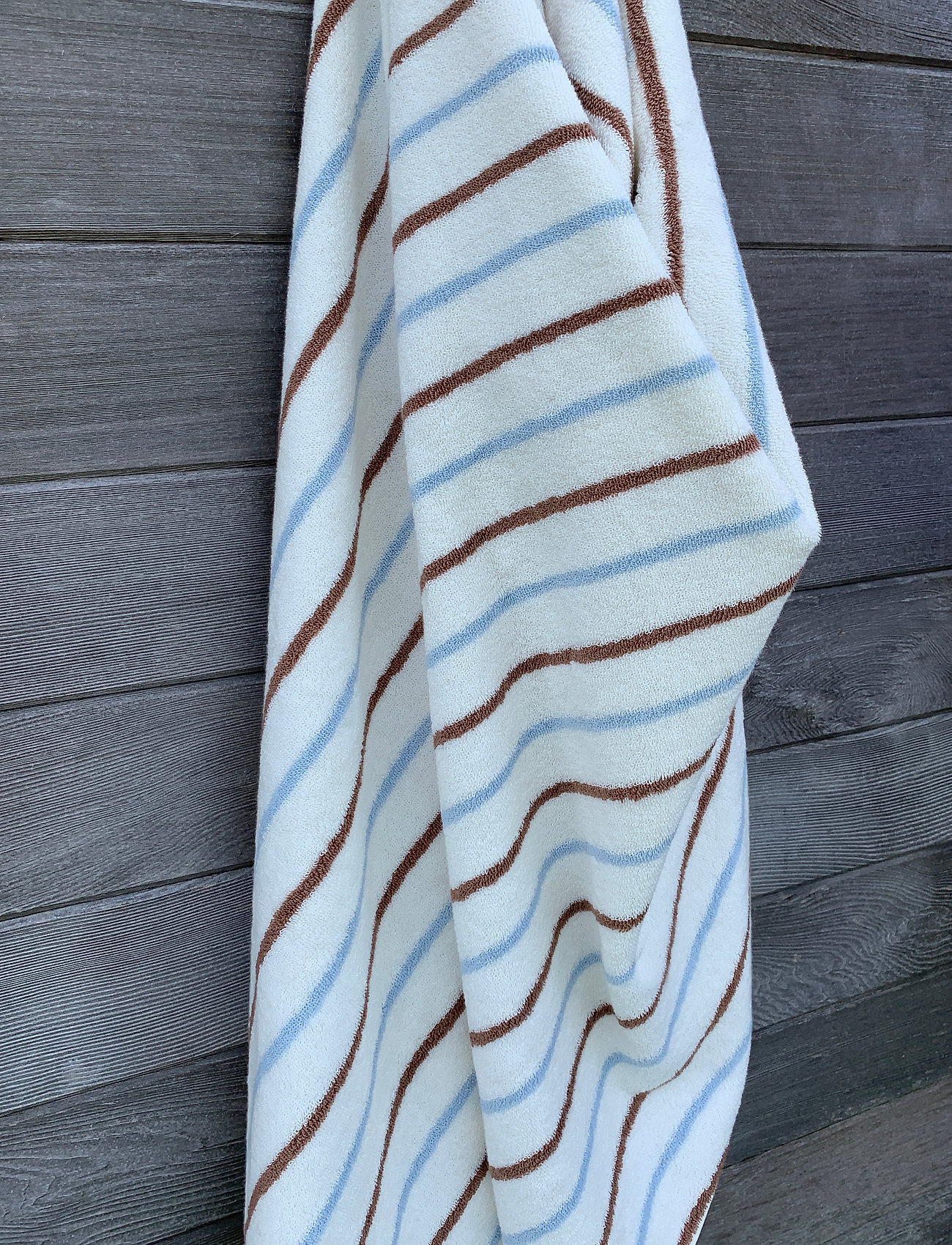 OYOY Living Design - Raita Towel - 100x150 cm - håndklæder - ice blue - 1