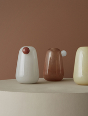 OYOY Living Design - Inka Vase - Small - grote vazen - taupe - 3