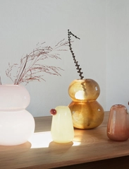 OYOY Living Design - Lasi Vase - Large - väikesed vaasid - amber - 4