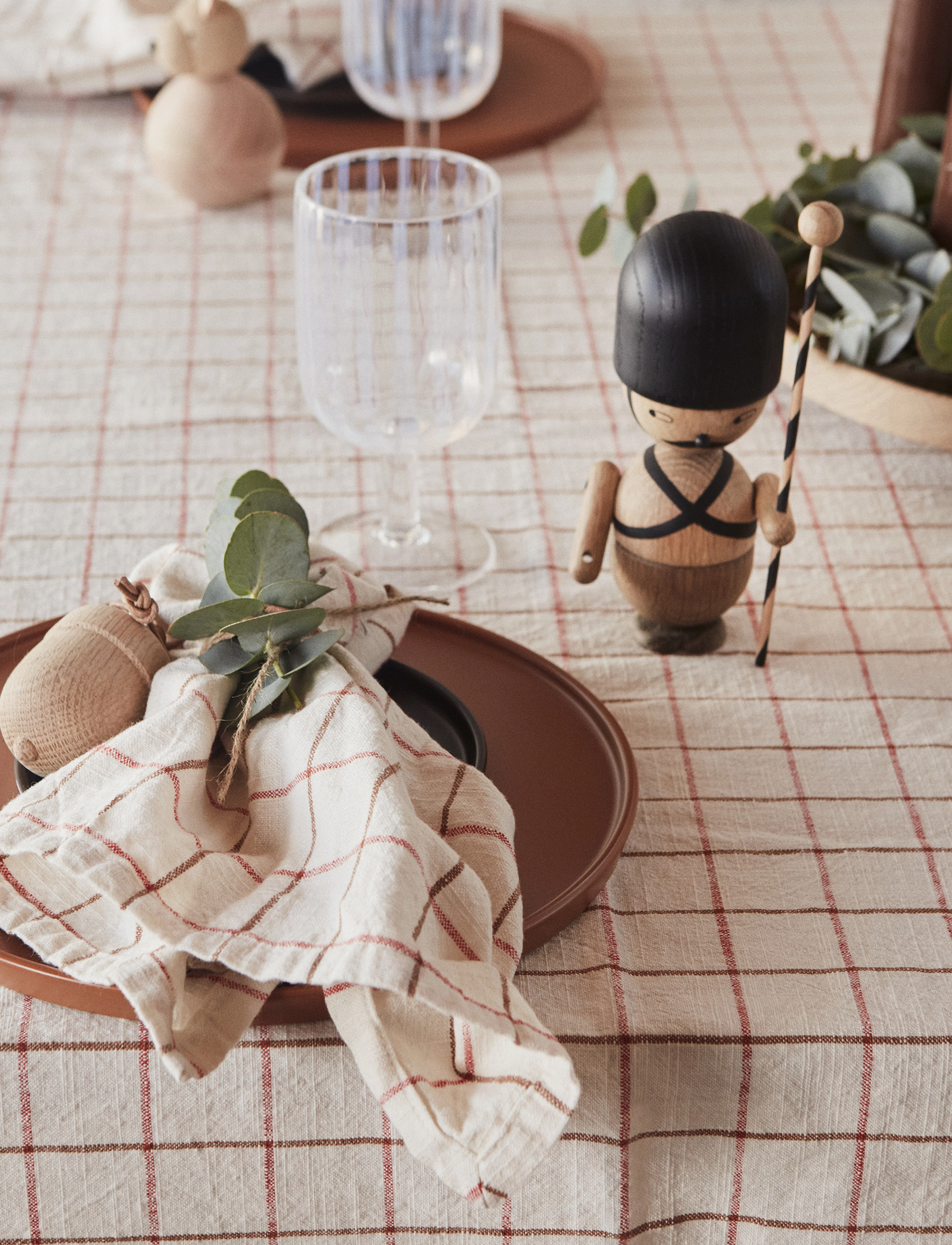 OYOY Living Design - Inka Wood Tray Round - serveringsbakker - nature - 3