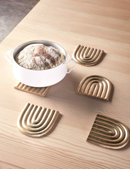 OYOY Living Design - Rainbow Trivet Solid Brass - Limited Edition - pot coasters - brushed brass - 2