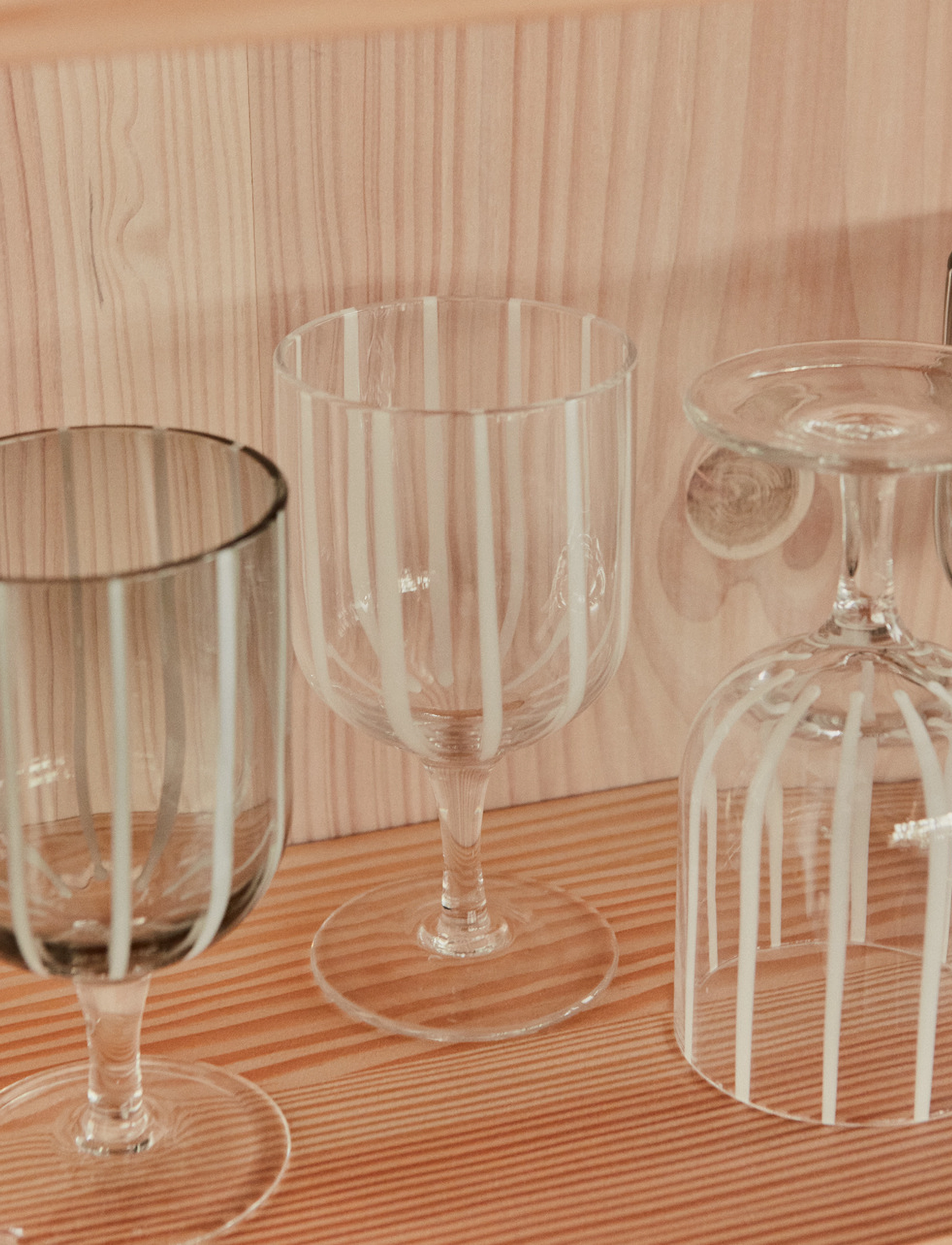 OYOY Living Design Mizu Wine Glass Pack Of 2, 35 CL, Glass, Grau - White Glasses, Homeware