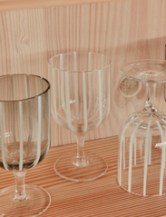 OYOY Living Design - Mizu Wine Glass - Pack of 2 - hvidvinsglas - grey - 1