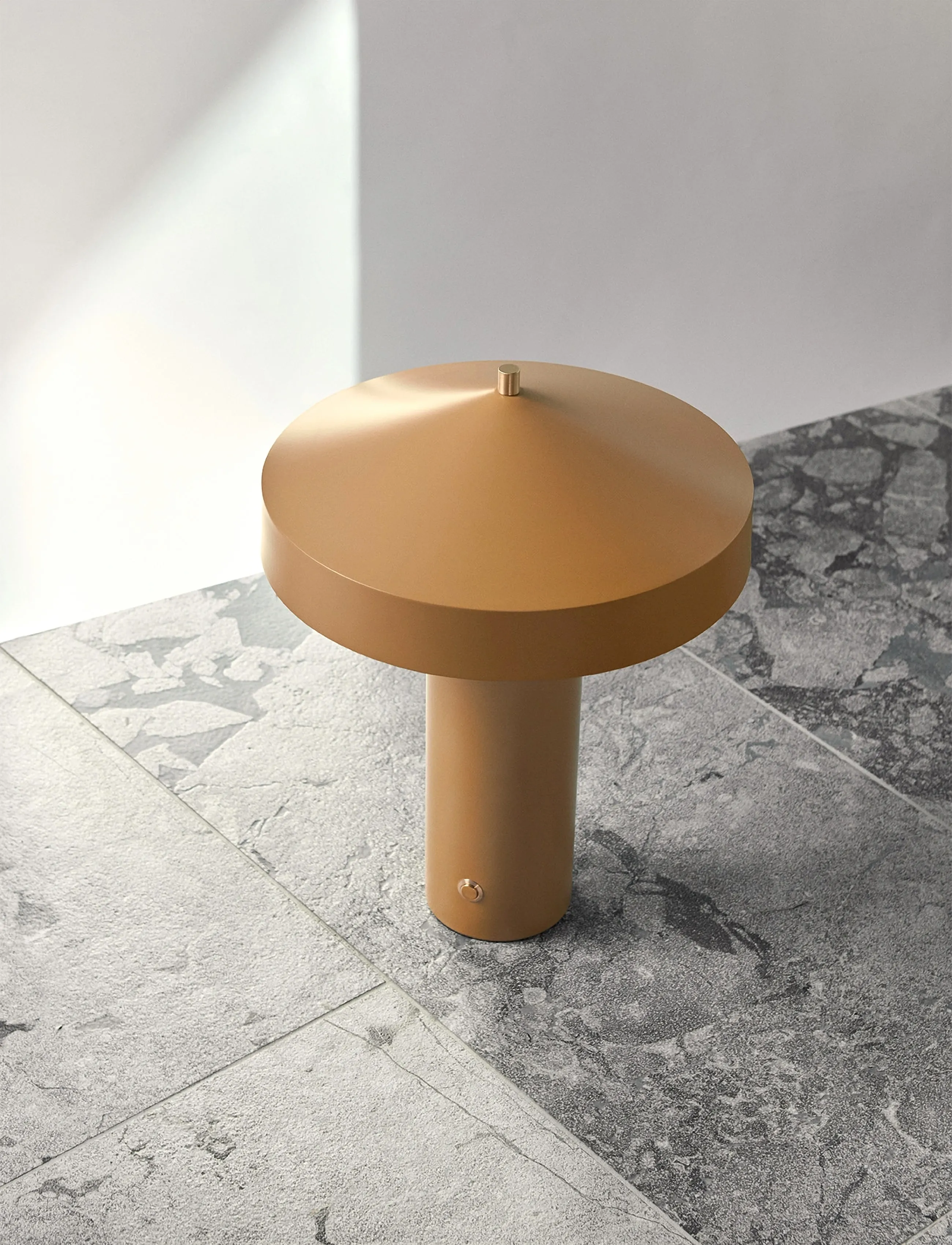 OYOY Living Design - Hatto Table Lamp (EU) - schreibtisch- & tischlampen - saffron - 1