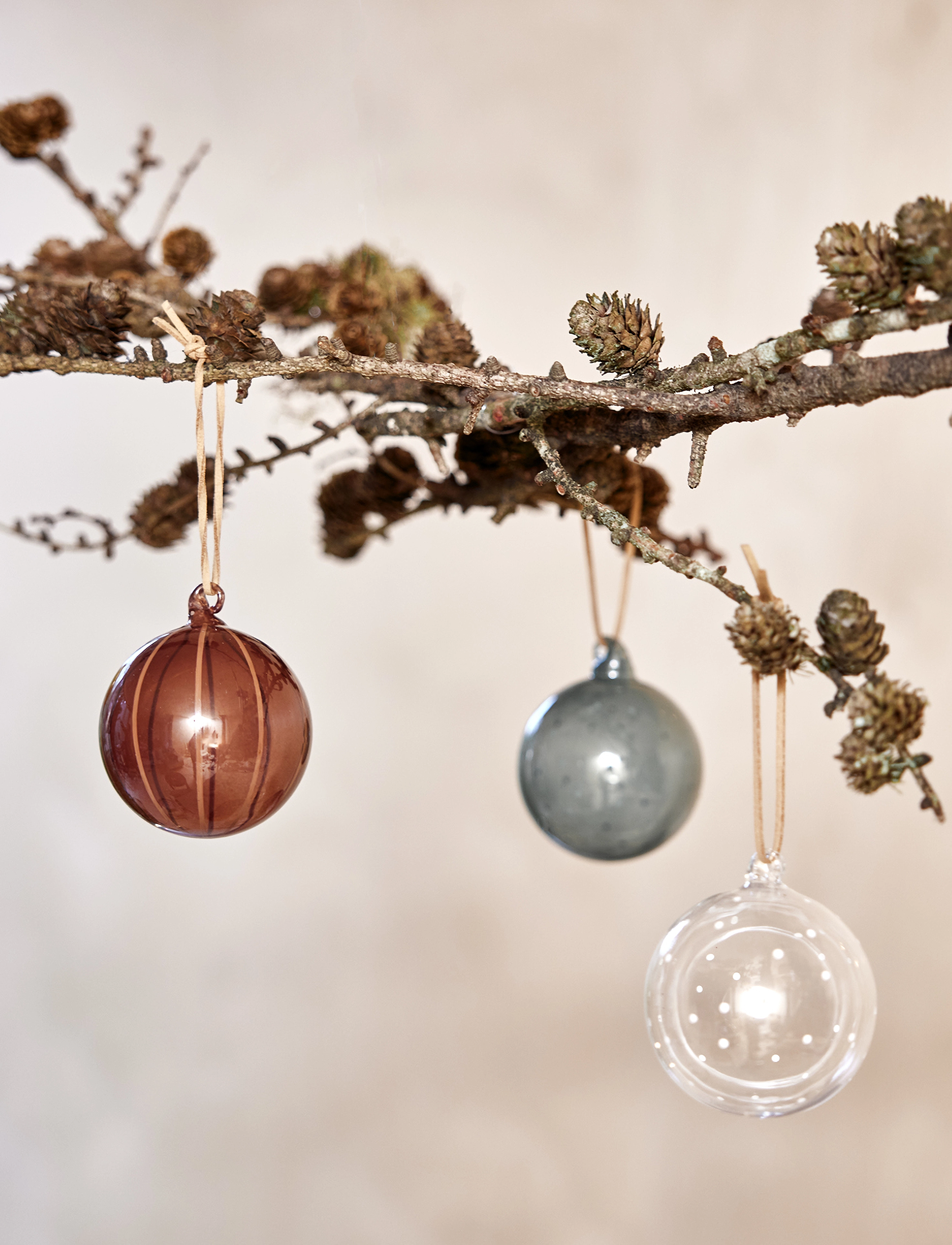OYOY Living Design - Natale Christmas Glass Ball - nutmeg - 1