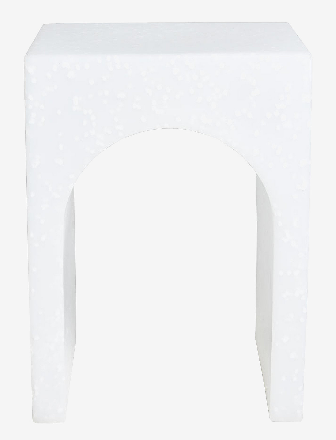 OYOY Living Design - Siltaa Recycled Stool - tafels - white - 1