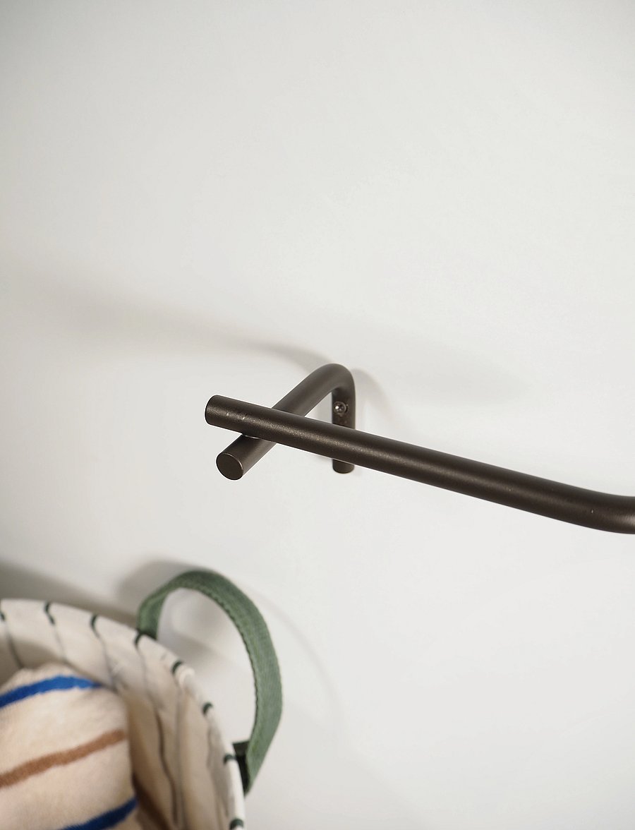 OYOY Living Design - Pieni Toilet Paper Holder - haken & bügel - browned brass - 2