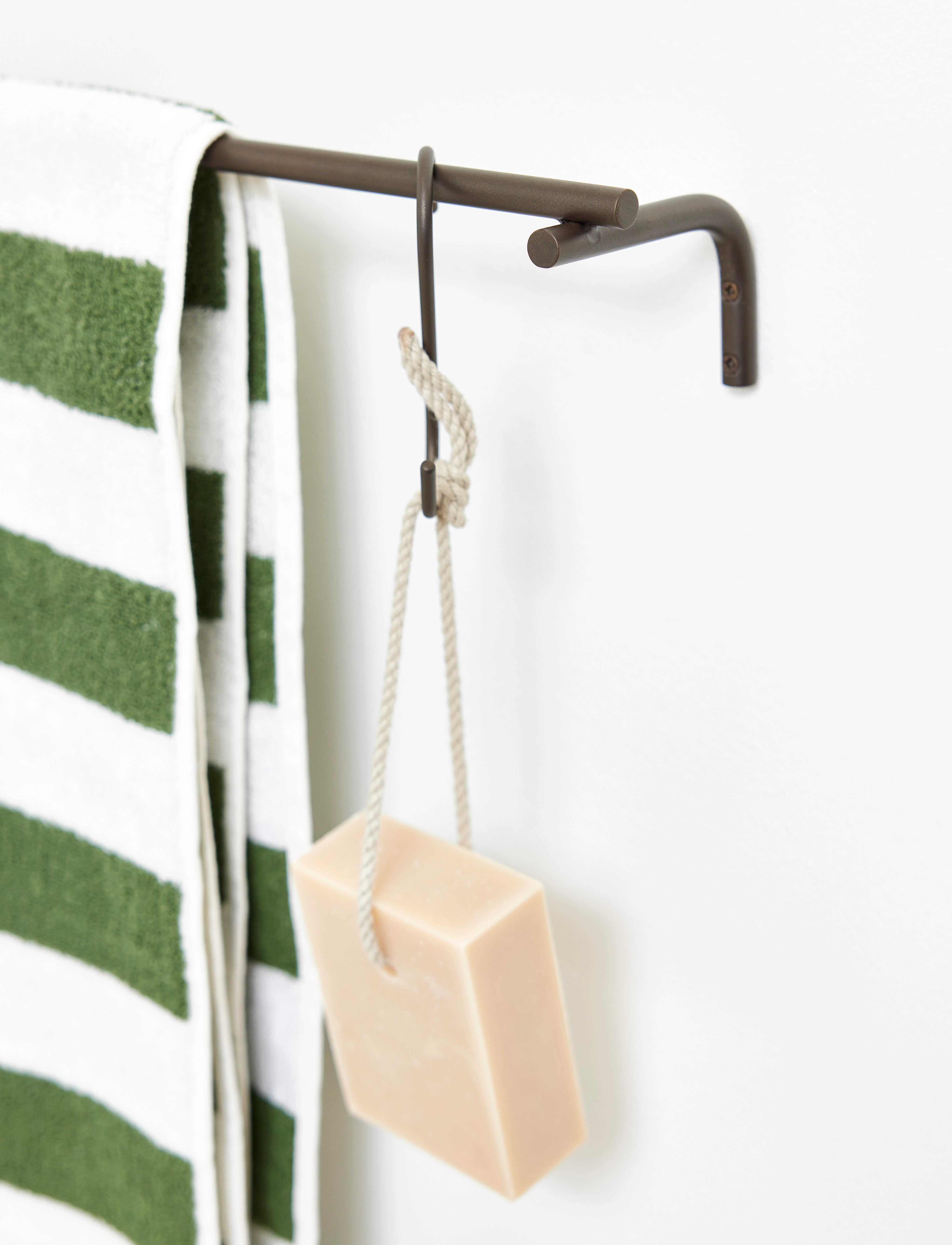 OYOY Living Design Pieni Towel Rail, One Size x 74, Bathroom Interior, Braun - Shelves, Homeware