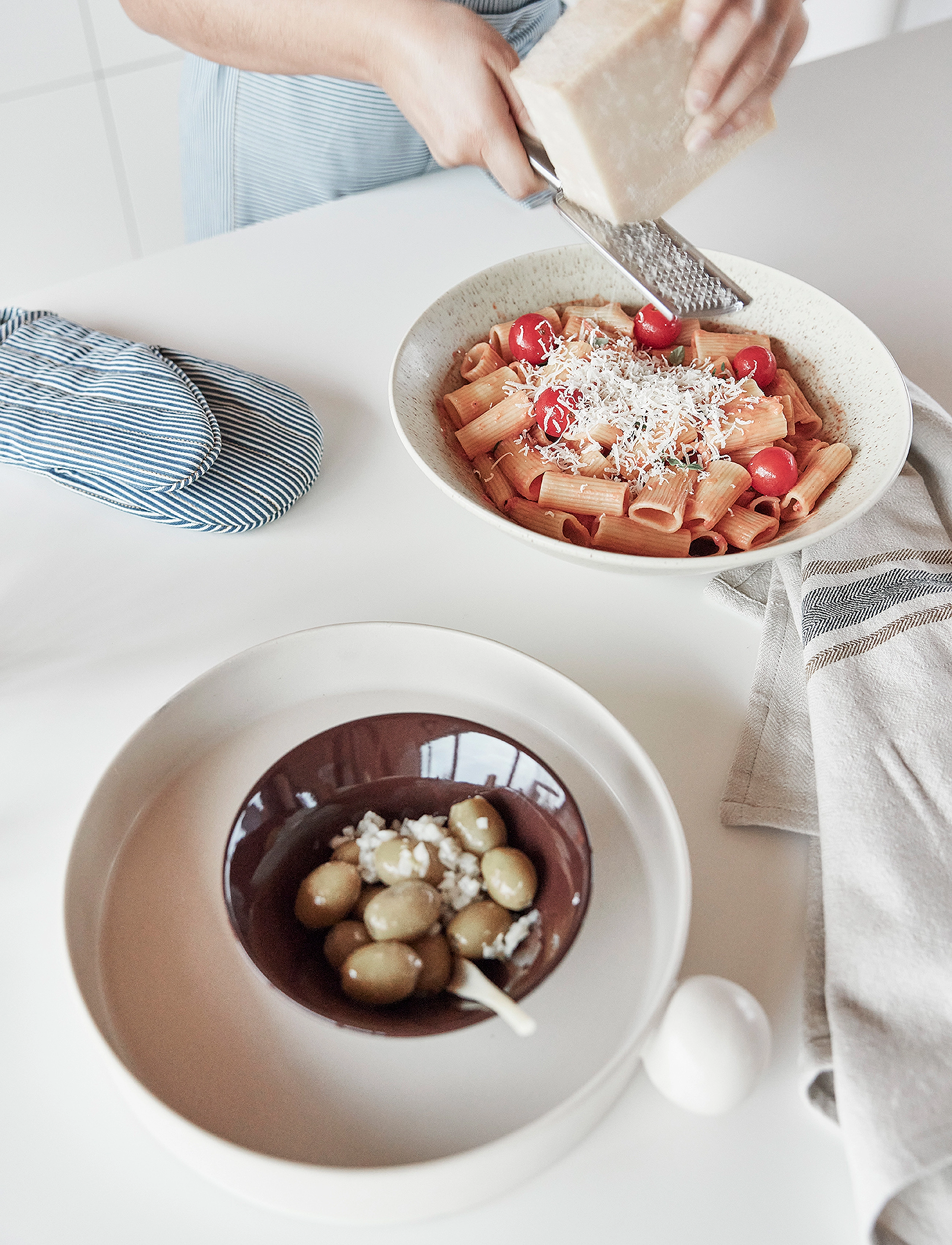 OYOY Living Design Yuka Bowl Large, 2.15 L x 28, Bowls, Gelb - Breakfast Homeware