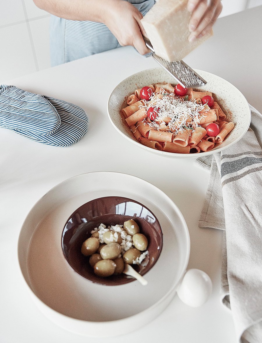 OYOY Living Design - Yuka Bowl - Large - serveerimisnõud - reactive olive - 0