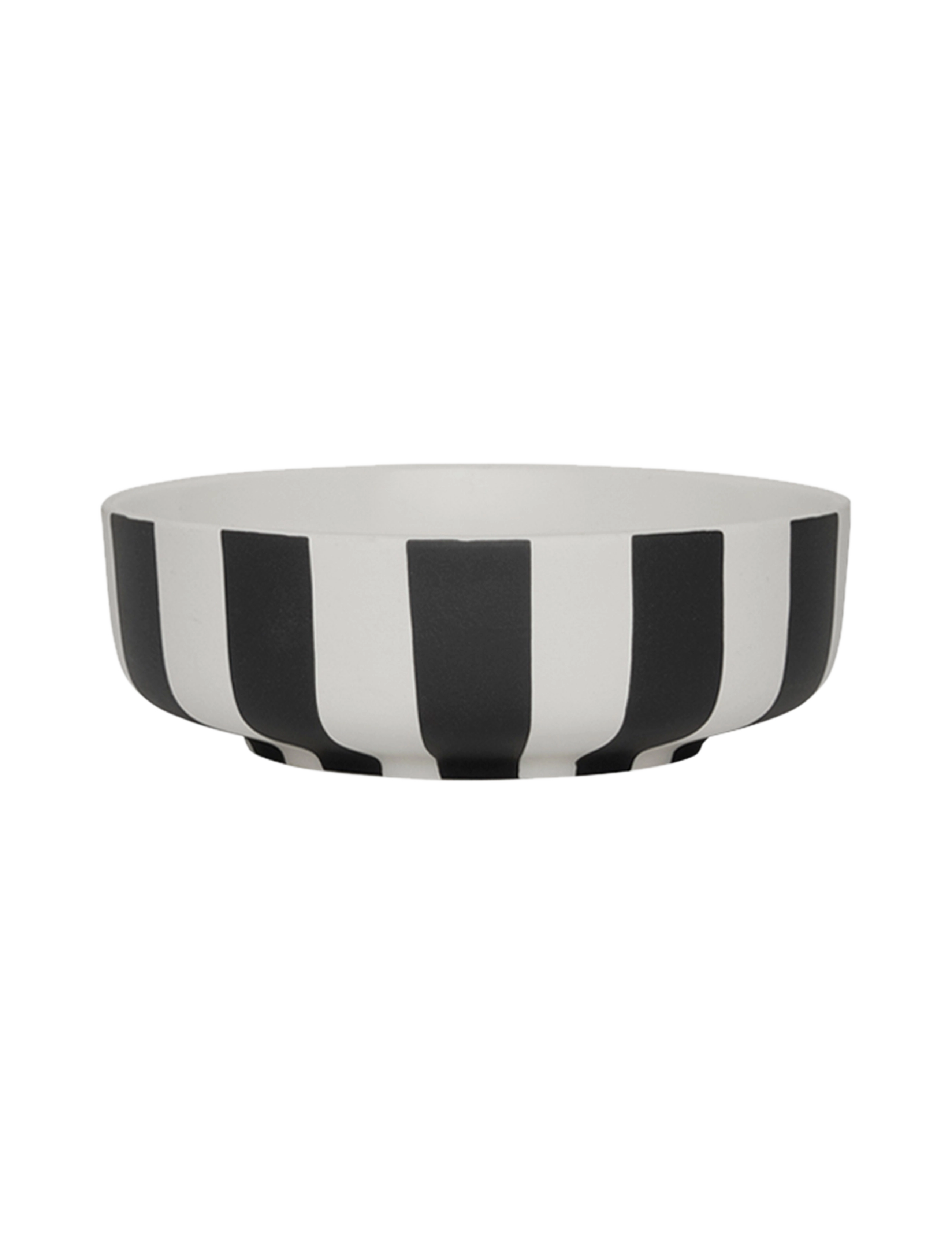 WHITE / BLACK