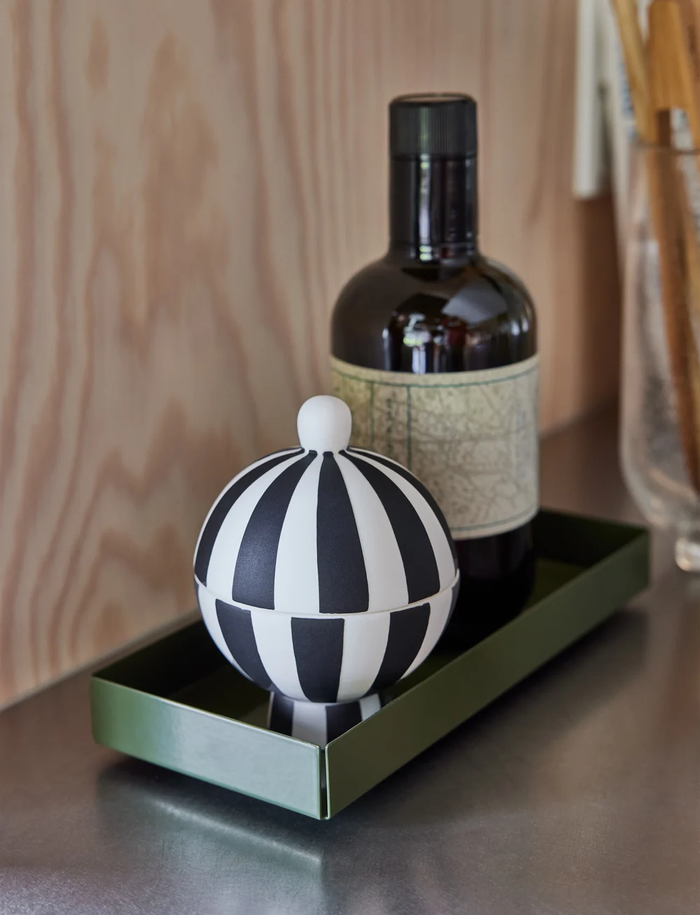 OYOY Living Design - Bakku Tray - Small - serveringsbakker - olive - 1