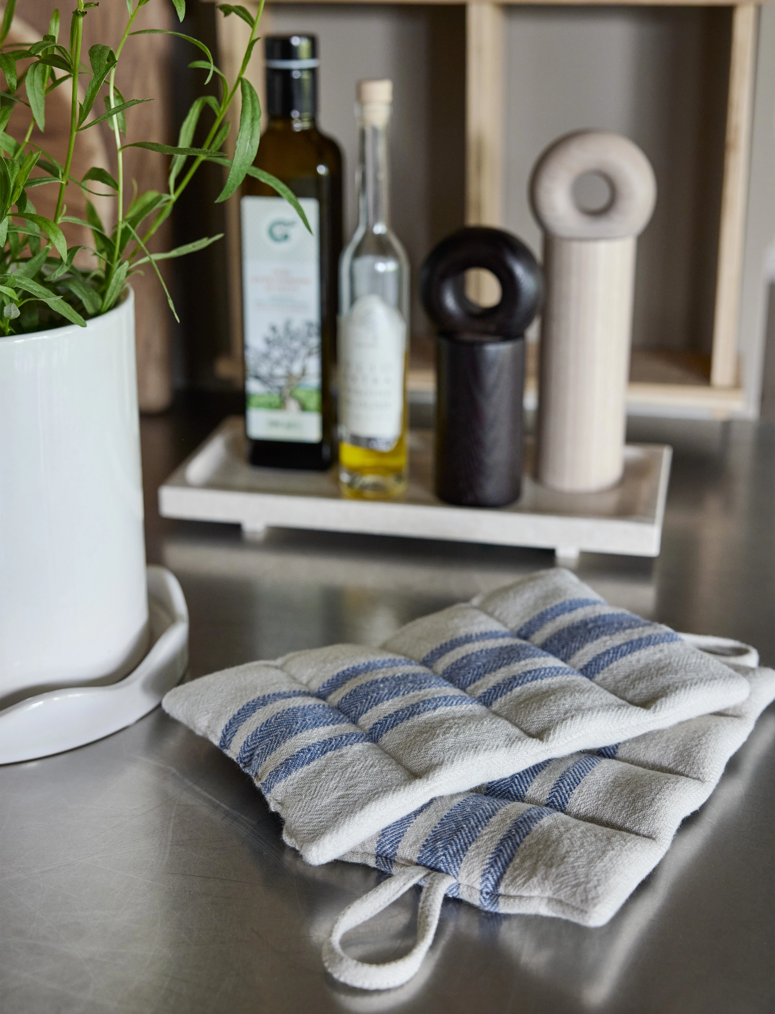 OYOY Living Design Linu Potholder Pack Of 2, 22X14 cm, Pots & Pans, Mehrfarbig/gemustert - Lids Accessories, Homeware