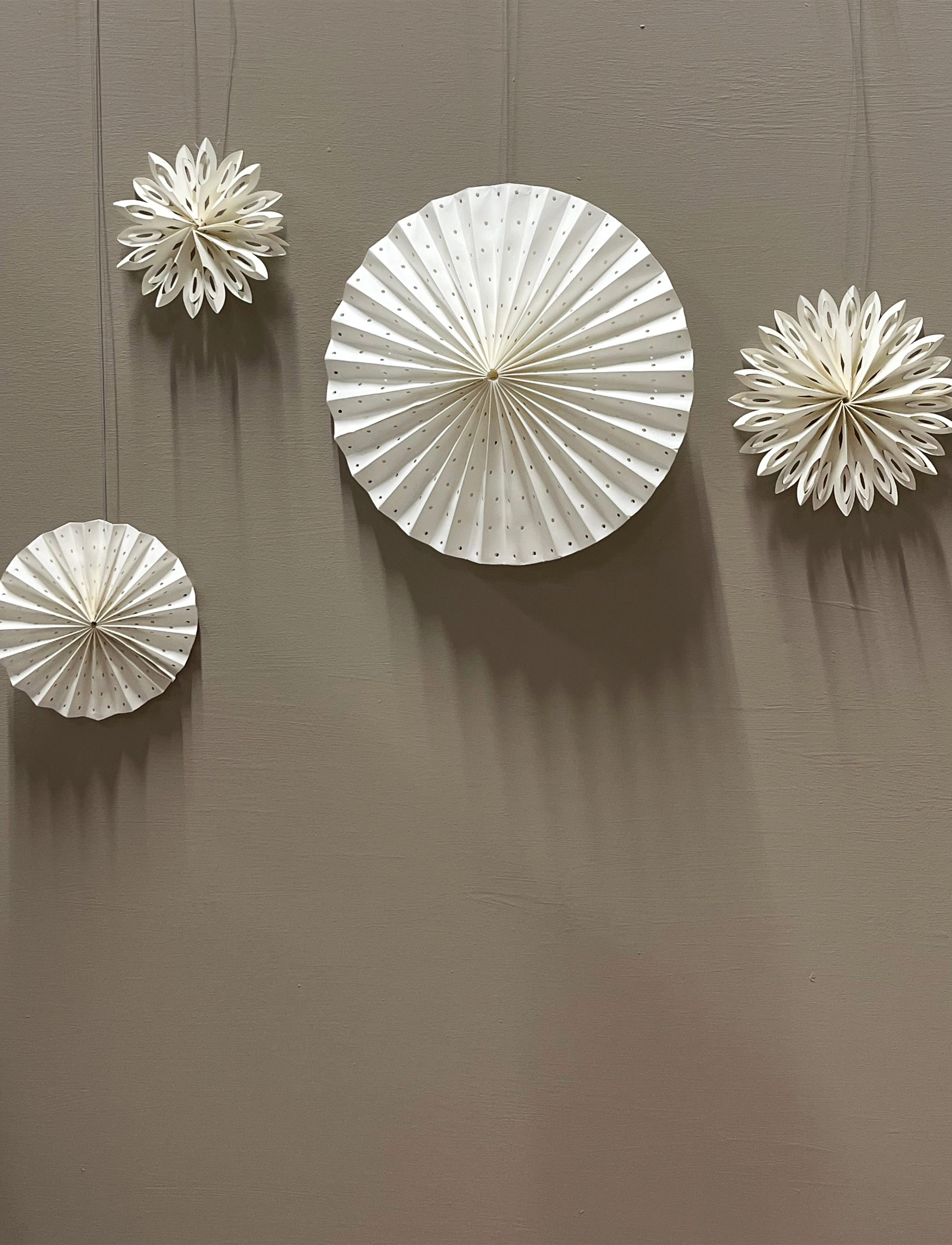 OYOY Living Design - Zen Paper Ornament No. 1 - offwhite - 1