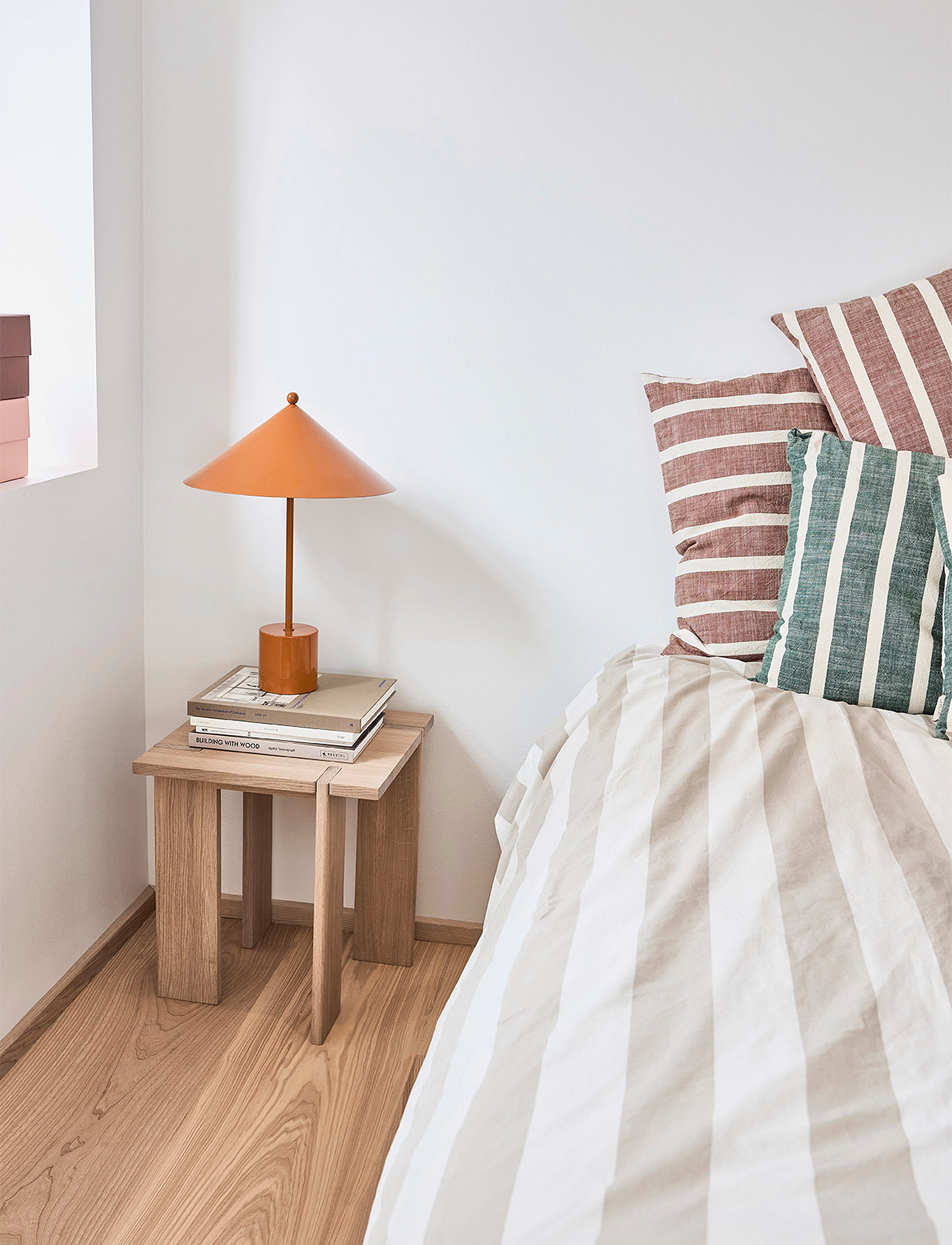 OYOY Living Design - OY Square Side Table  High - side tables & small tables - nature - 3