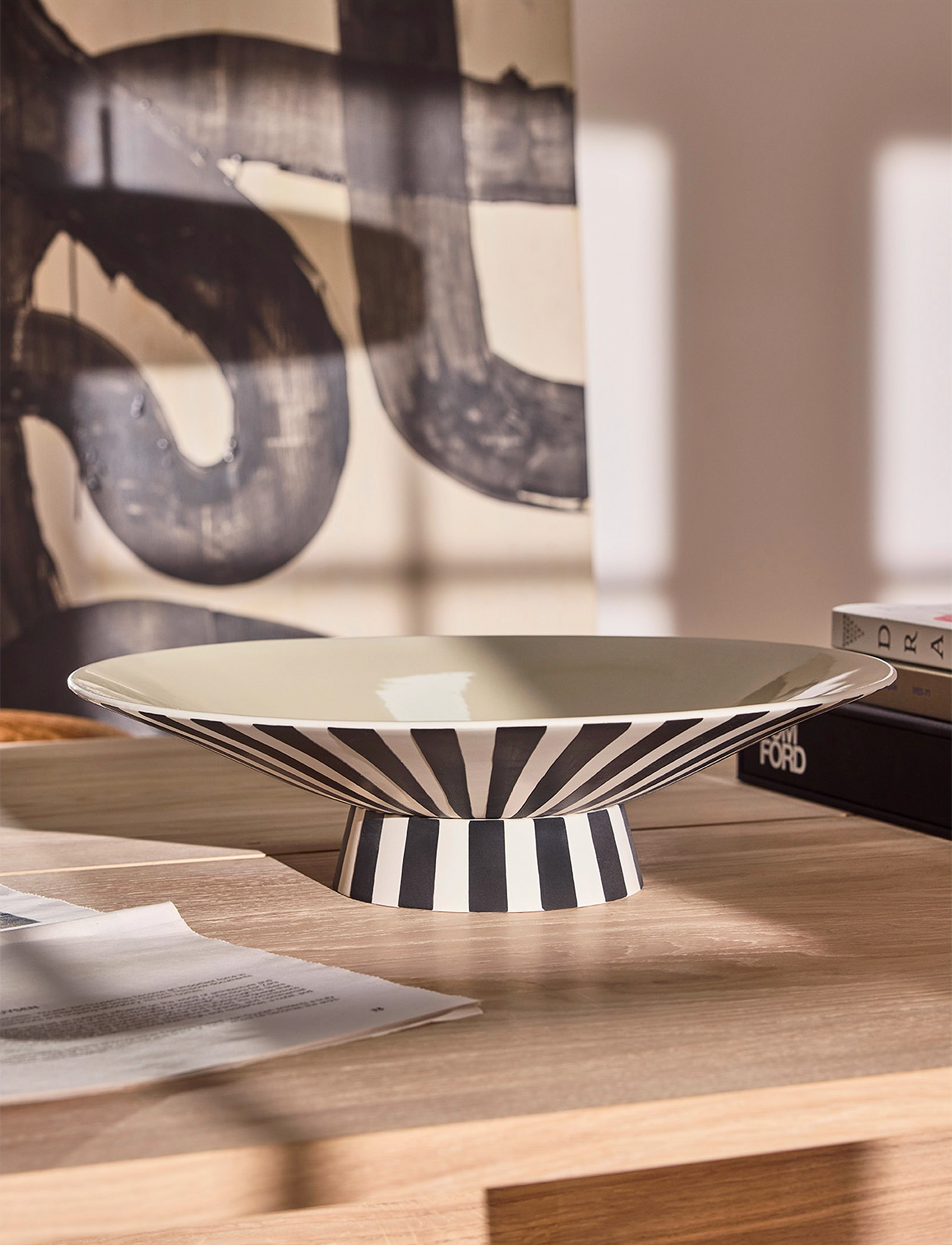 OYOY Living Design Toppu Centerpiece Low, Ø39X10.5 cm, White, Spisesteder Og Bordtilbehør > Bakker, Unisex