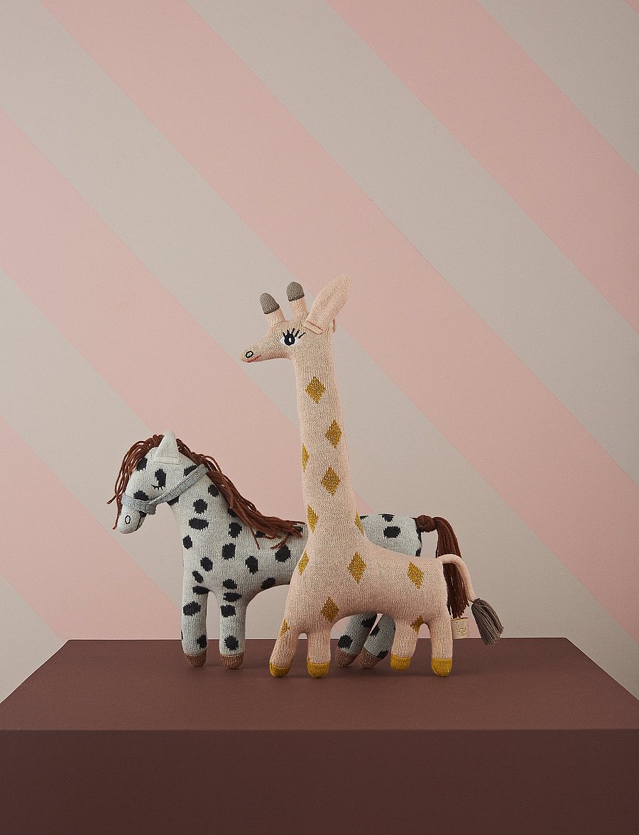 OYOY MINI - Darling - Baby Guggi Giraffe - kuscheltiere - rose / amber - 0