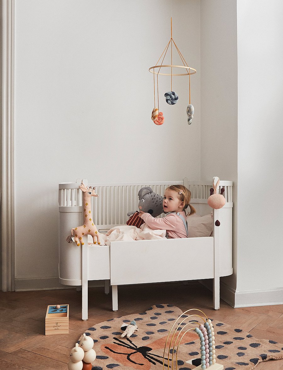 OYOY MINI - Darling - Baby Guggi Giraffe - kuscheltiere - rose / amber - 2