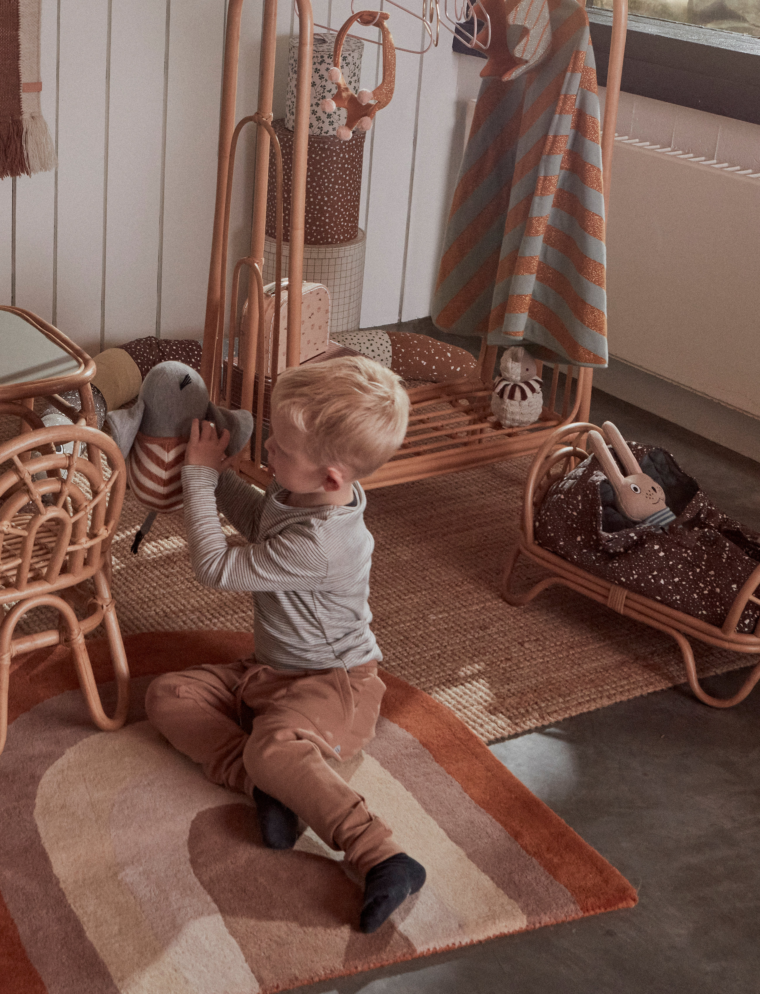 OYOY MINI Rainbow Rug, 88X90 cm, Rugs And Carpets, Mehrfarbig/gemustert - Asymmetric Rugs, Kinder