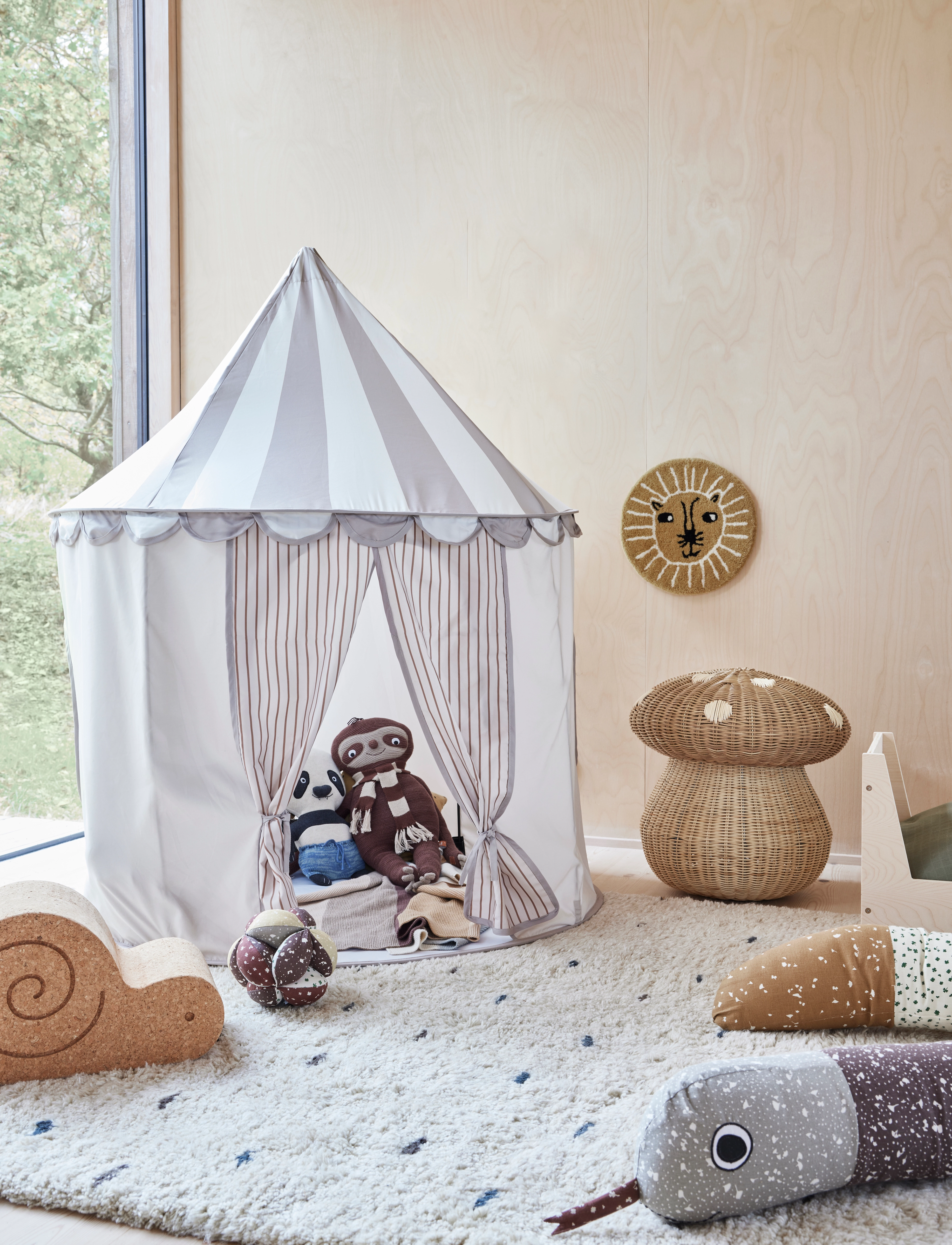 OYOY MINI Circus Tent, Ø100X135 cm, Play Tents & Tunnels, Creme - Kinder