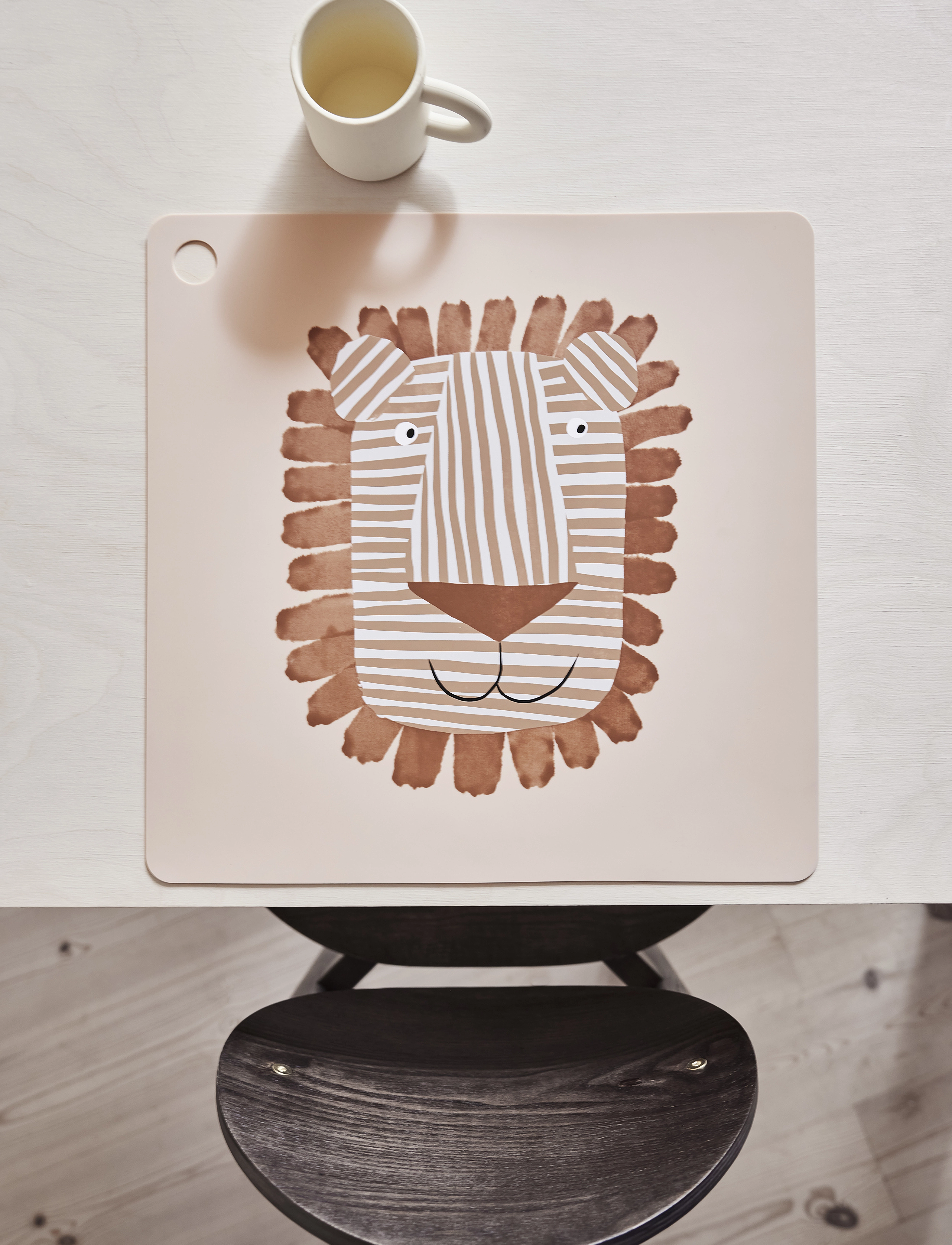 OYOY MINI Placemat Lobo Lion, Ø38X0.2 cm, Meal Time, Beige - Placemats & Coasters, Kinder