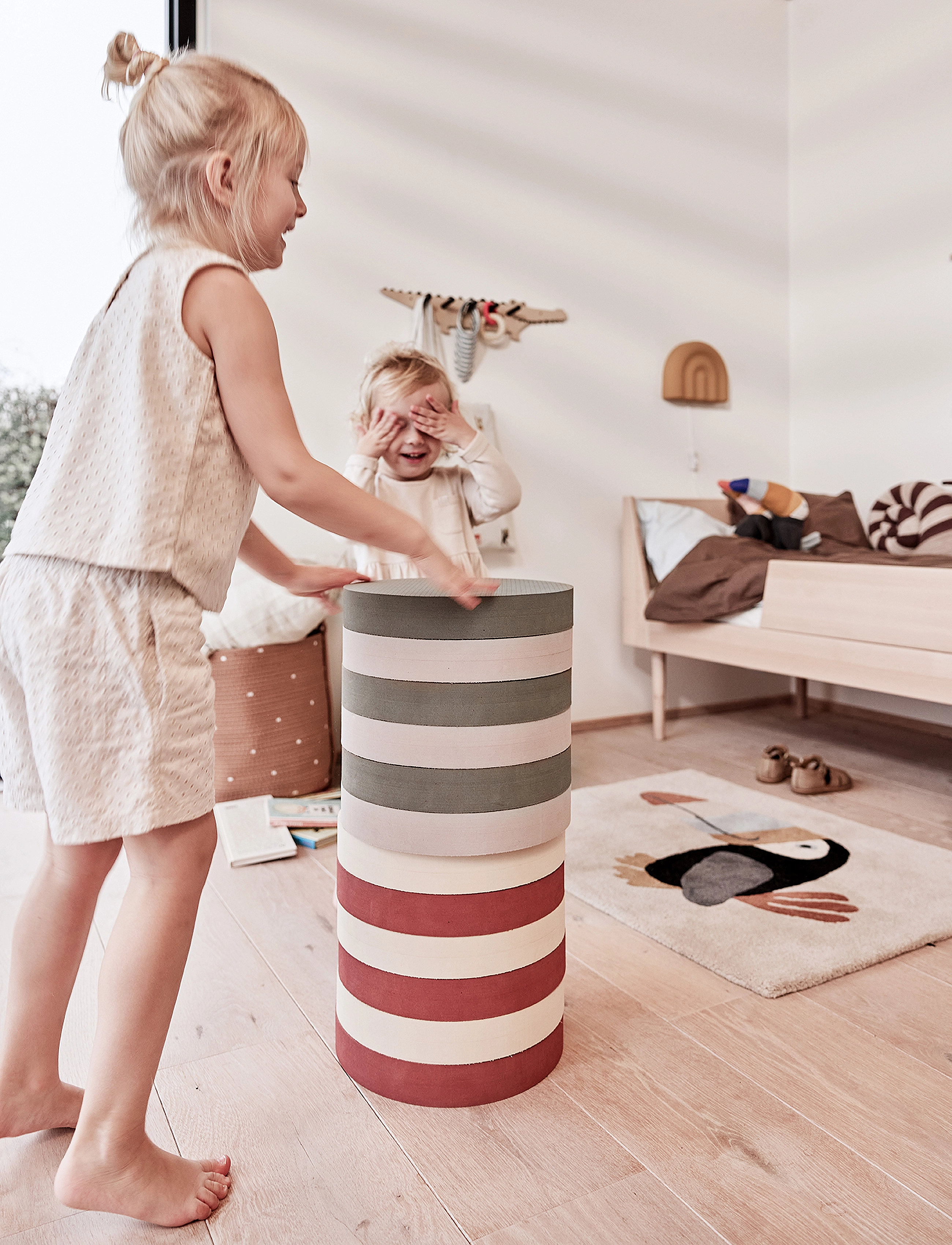 OYOY MINI - Iro Stacking Stool - furniture - vanilla / nutmeg - 3