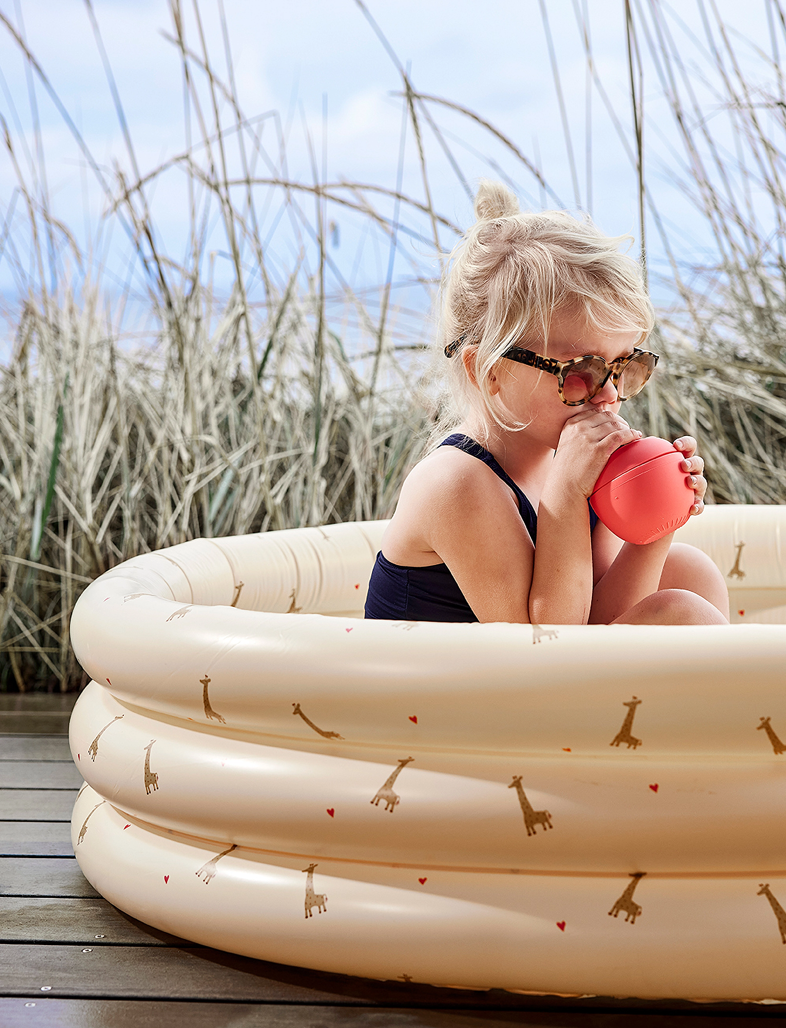 OYOY MINI Giraffe Swimming Pool Large & Beach Ball, One Size x 120, Water Spielzeug, Creme - Children's Pools, Kinder