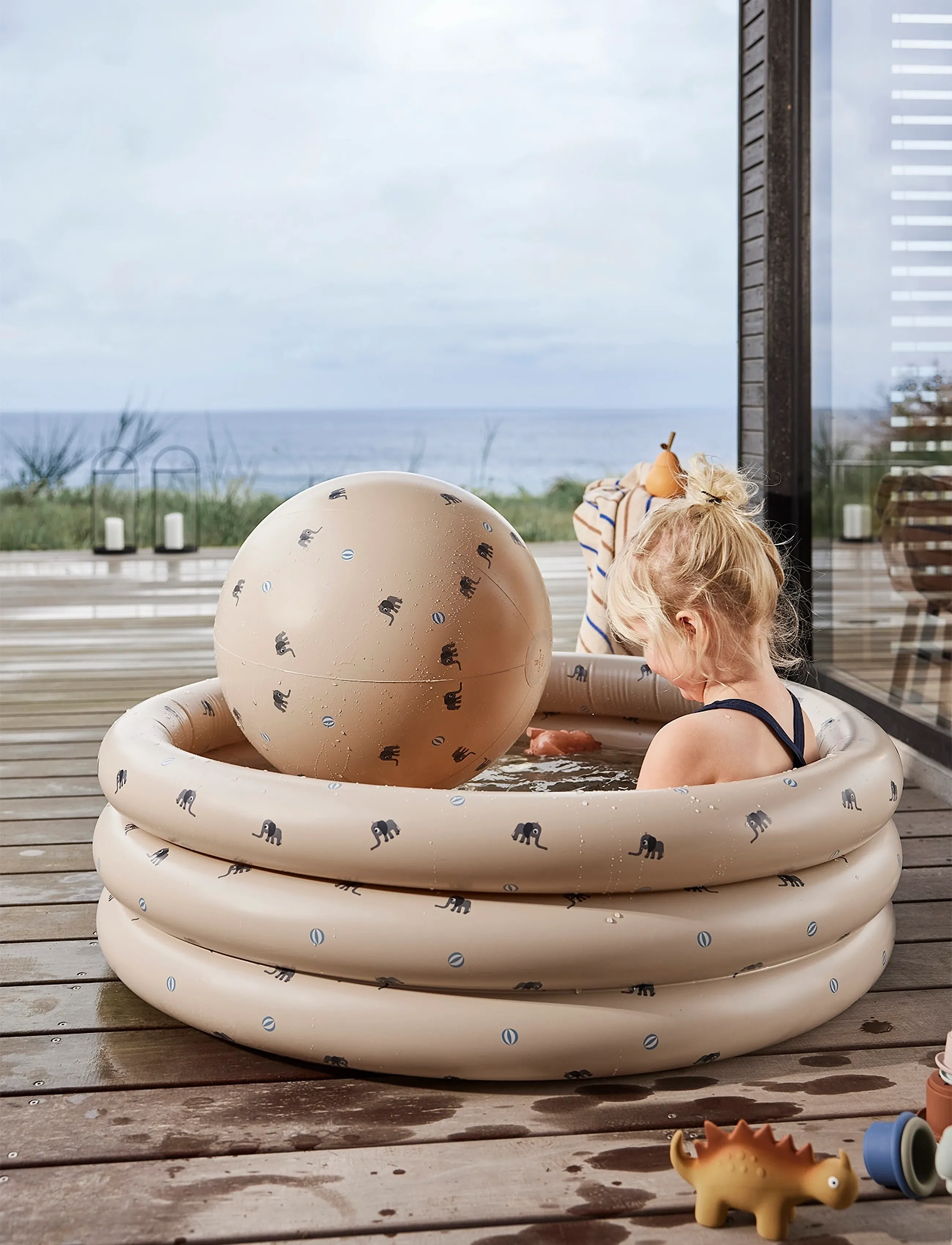 OYOY MINI - Elephant Swimming Pool Small & Beach Ball - children's pools - clay - 3