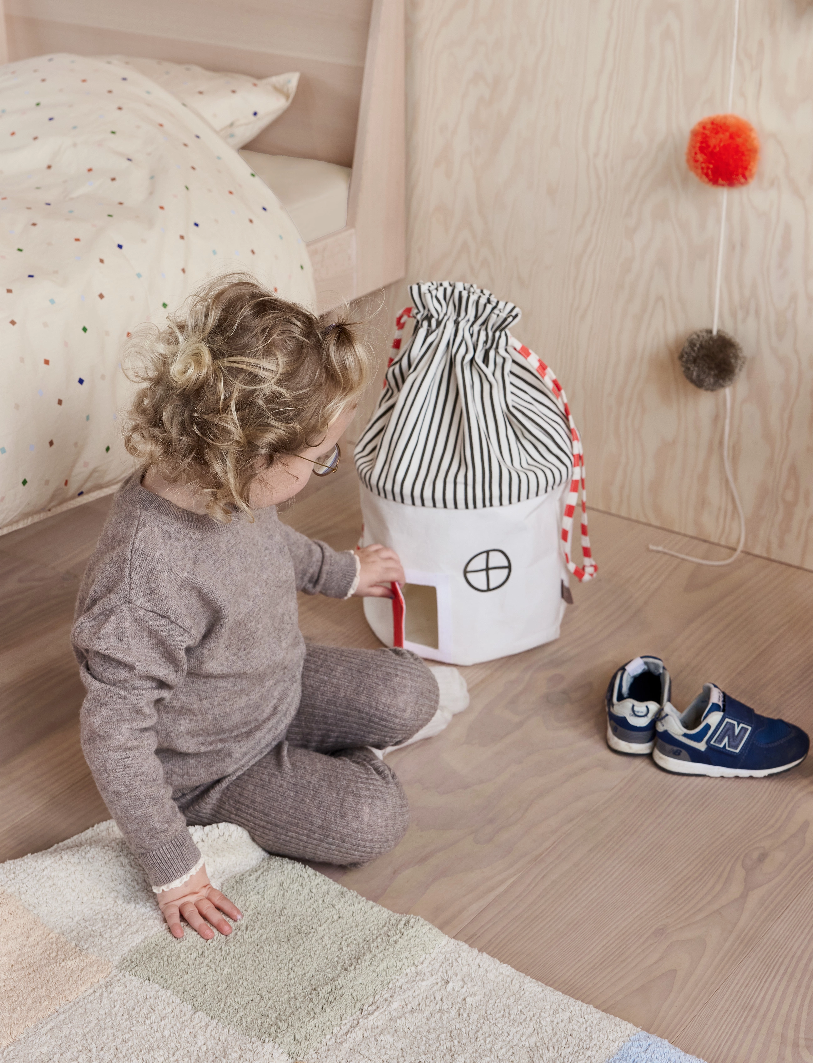 OYOY MINI - Koya Storage Basket - hoiukorvid - cherry red - 2