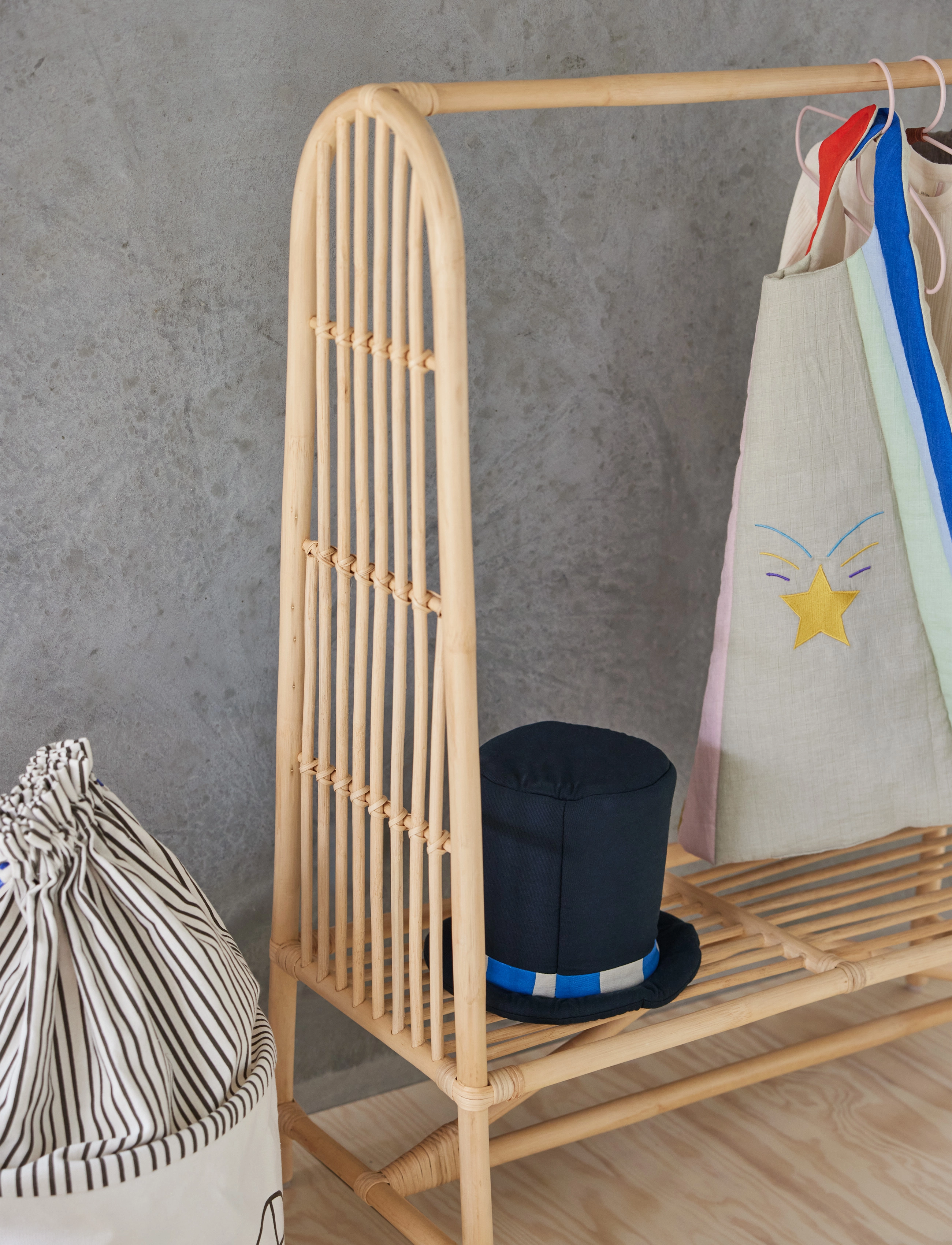 OYOY MINI Nana Mini Clothes Rack, 100X80X36 cm, Beige, Home > Furniture, Børn