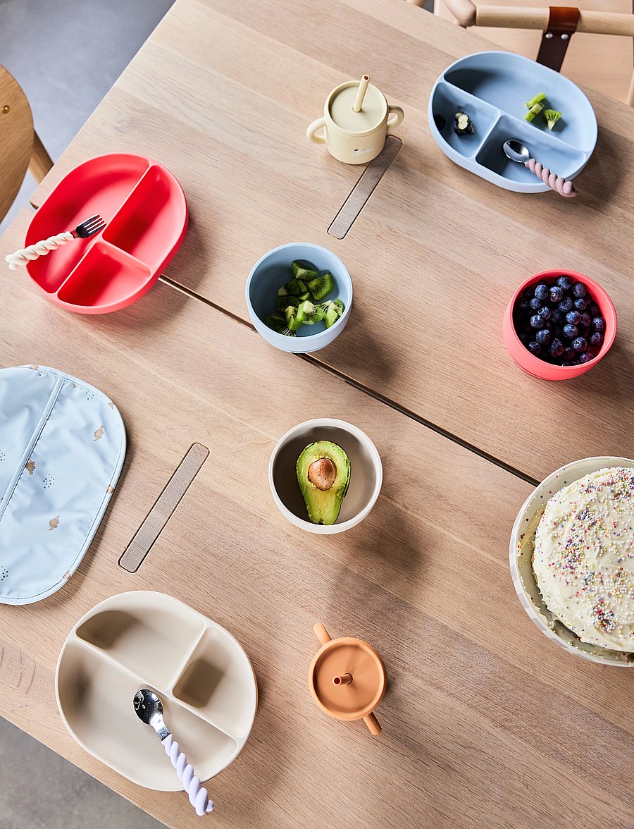 OYOY MINI - Enkei Suction Bowl - schüsseln - cherry red - 2
