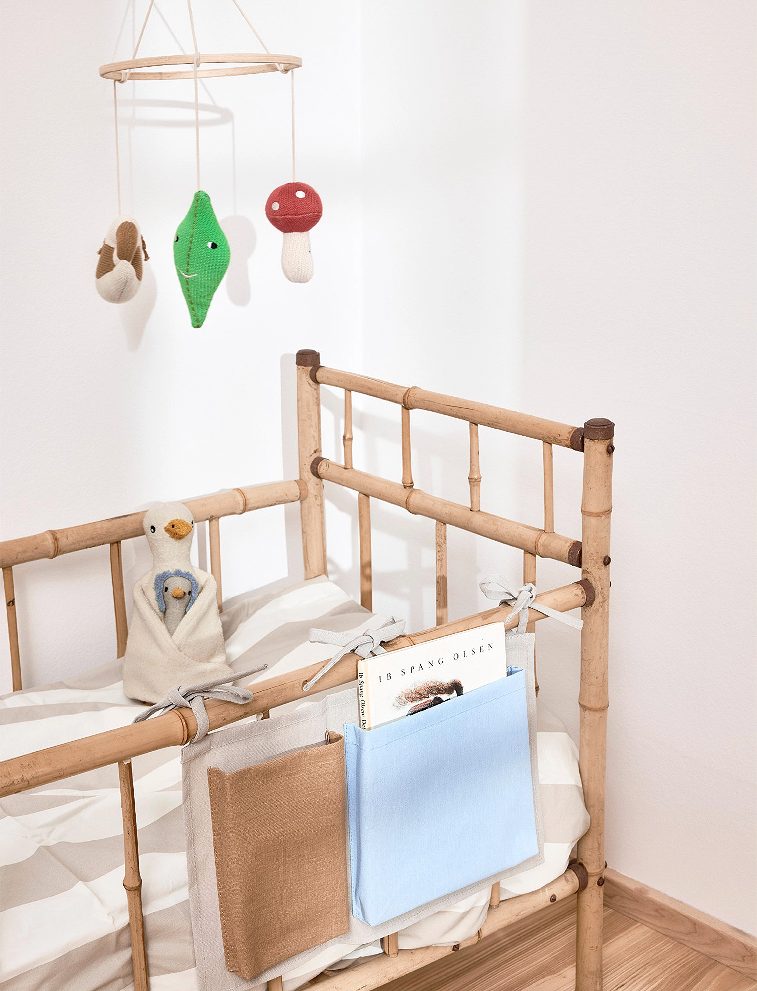 OYOY MINI Saga Bed Storage, 24X40X2 cm, Blue, Søvntid > Tilbehør Til Sengen, Børn
