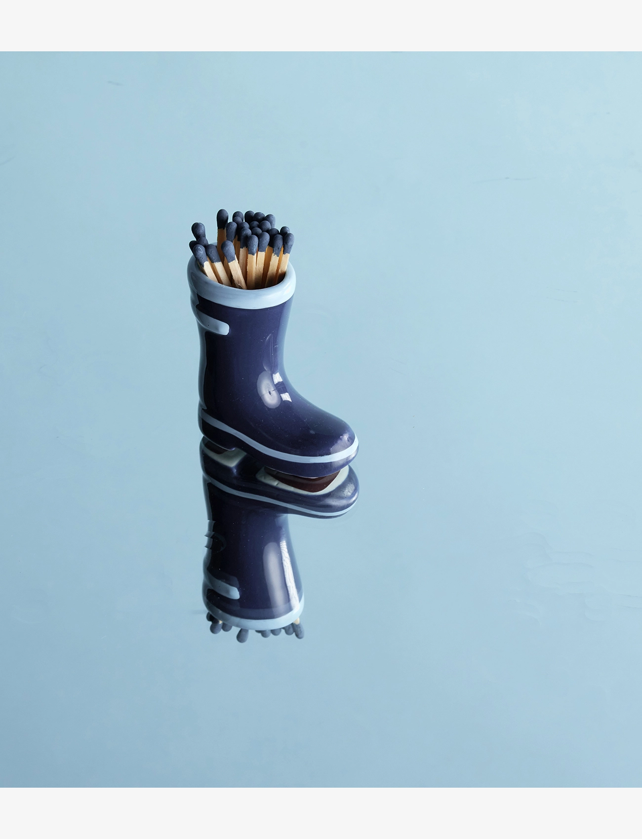 Paddywax - Wellington Boot Matches Holder with 25 Matches Navy Blue - blue - 1