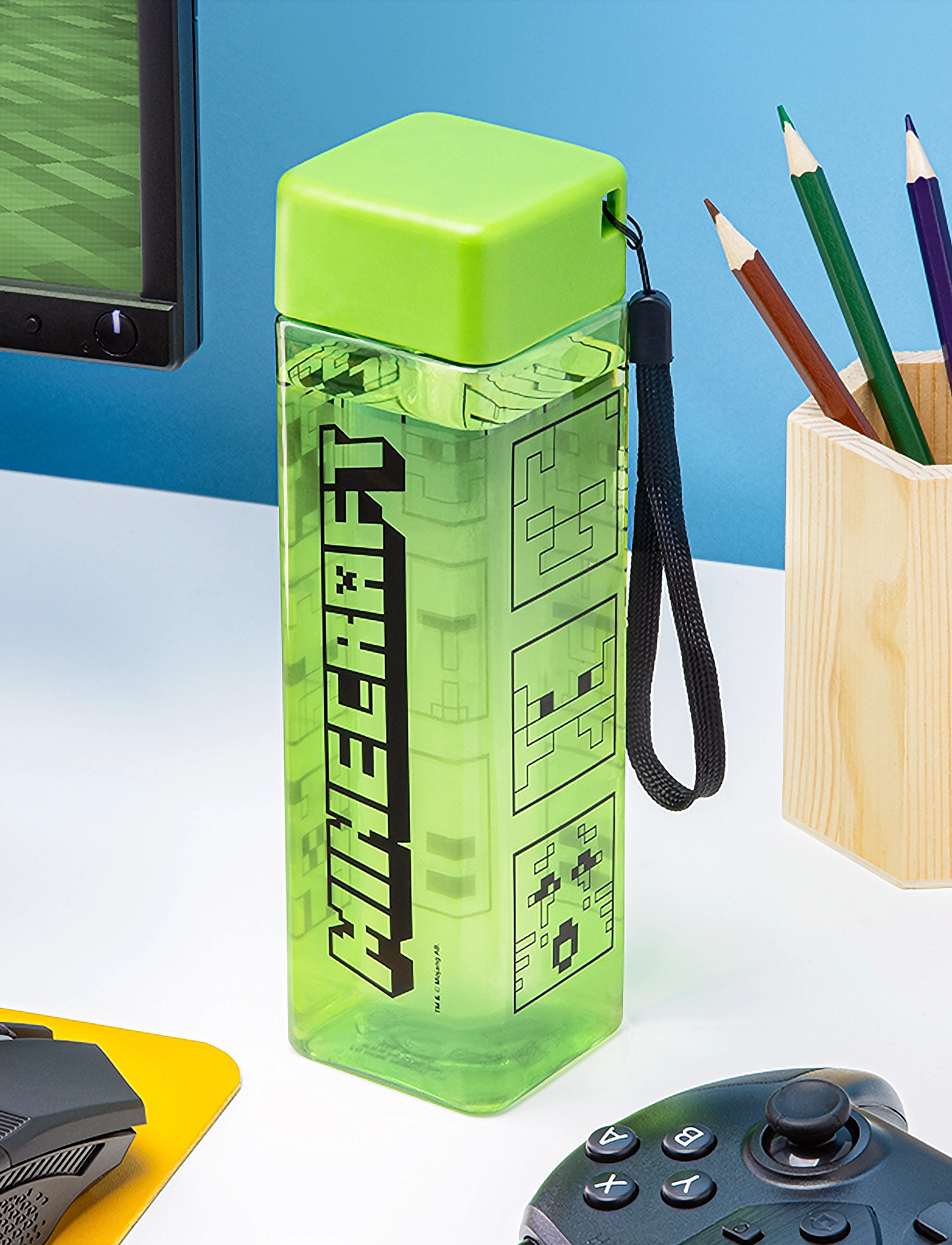 Paladone Minecraft Shaped Water Bottle, H:20.5 cm, Home, Grün - Meal Time, Kinder