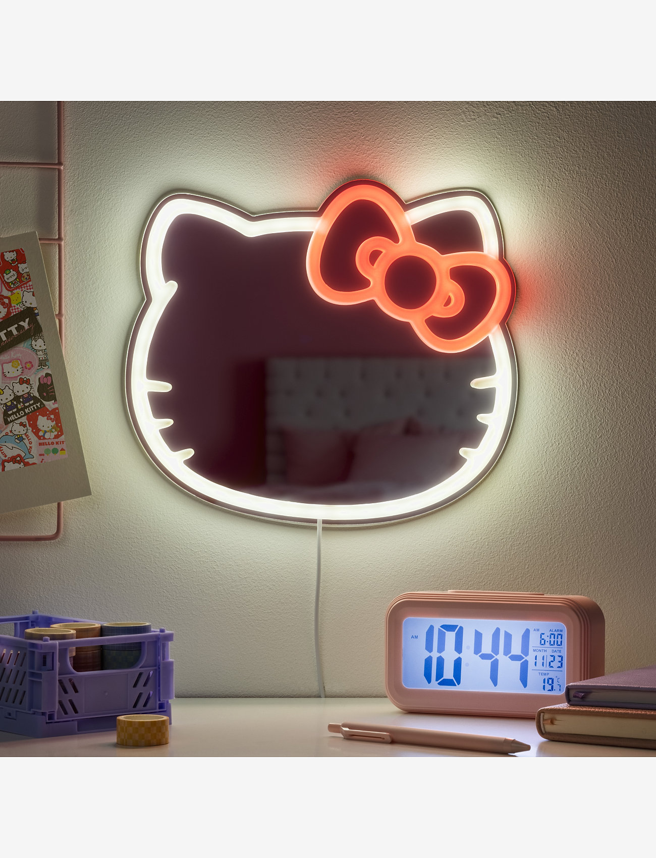 Paladone - HELLO KITTY WALL MOUNTABLE LED NEON MIRROR - seinakaunistused - white - 1