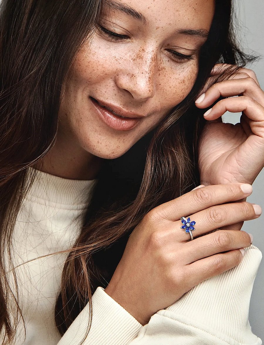 Pandora - Herbarium cluster sterling silver ring with princess blue crystal and clear cubic zirconia - ringe - blue - 0