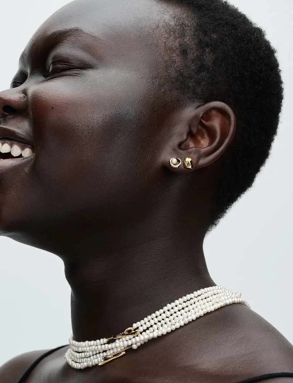 Pandora - 14k Gold-plated stud earrings with white treated freshwater cultured pearl - pärlitega kõrvarõngad - white - 2