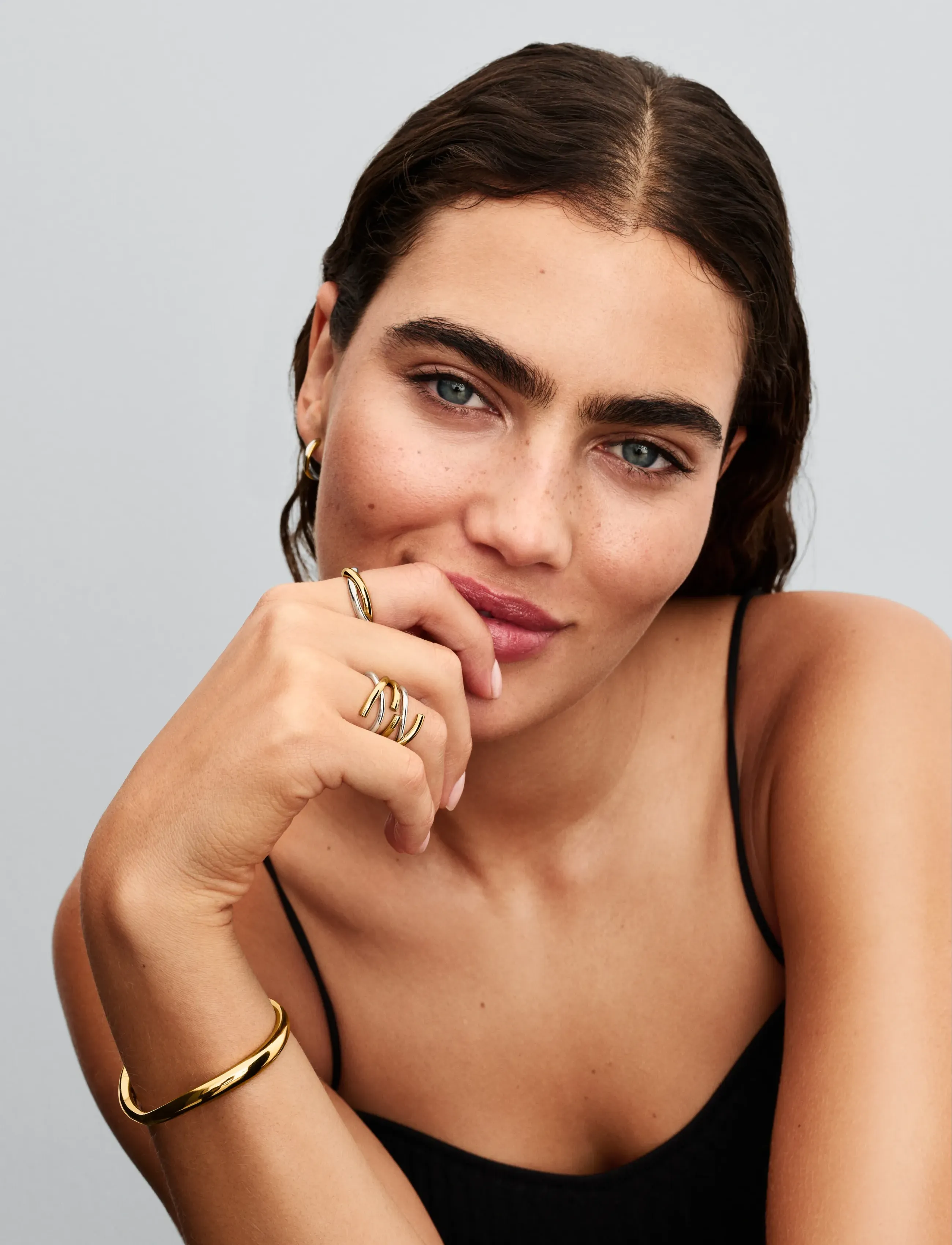 Pandora - Organically shaped sterling silver and 14k gold-plated hoop earrings - cerceaux - no color - 2
